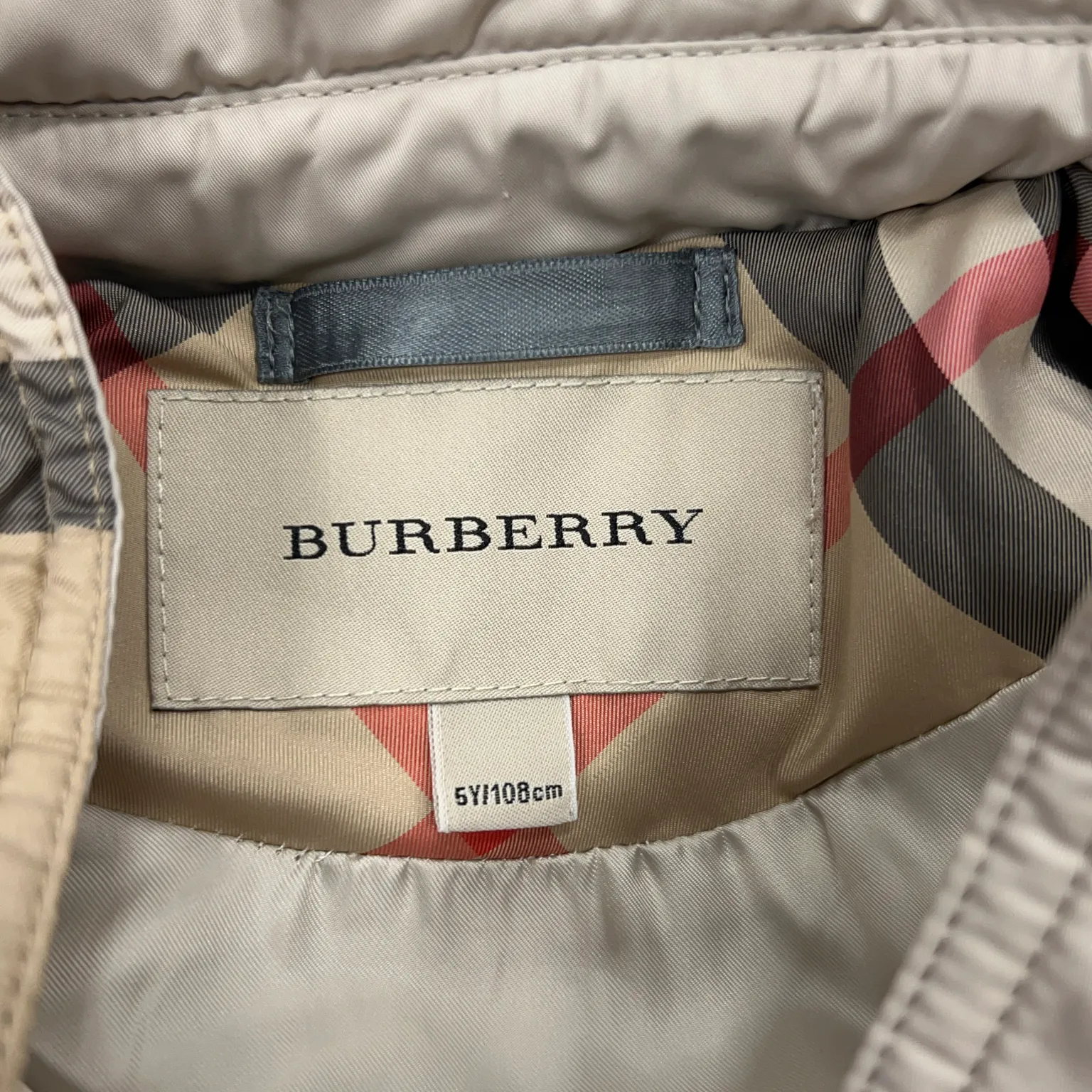 Burberry - bild 3