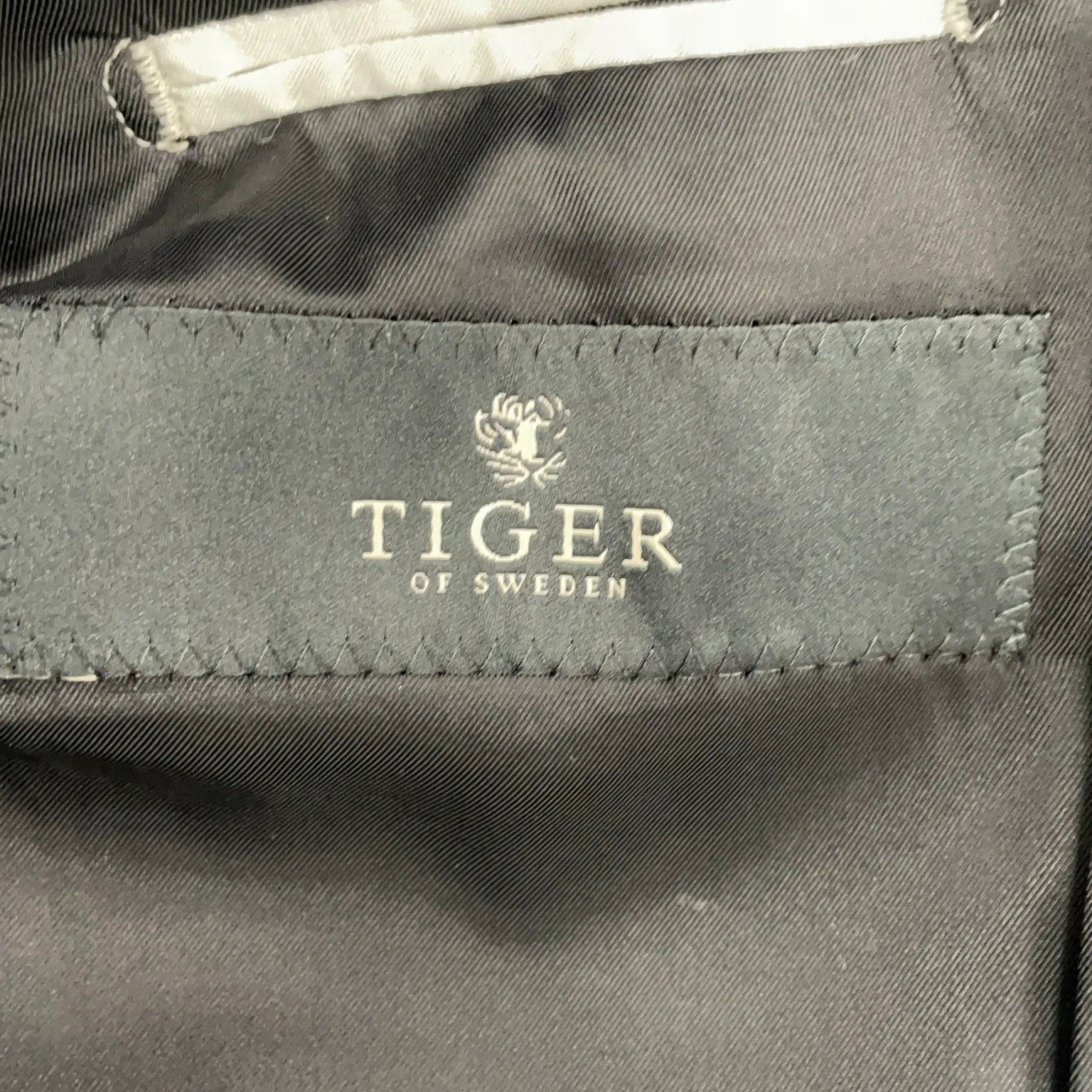 Tiger of Sweden - bild 3