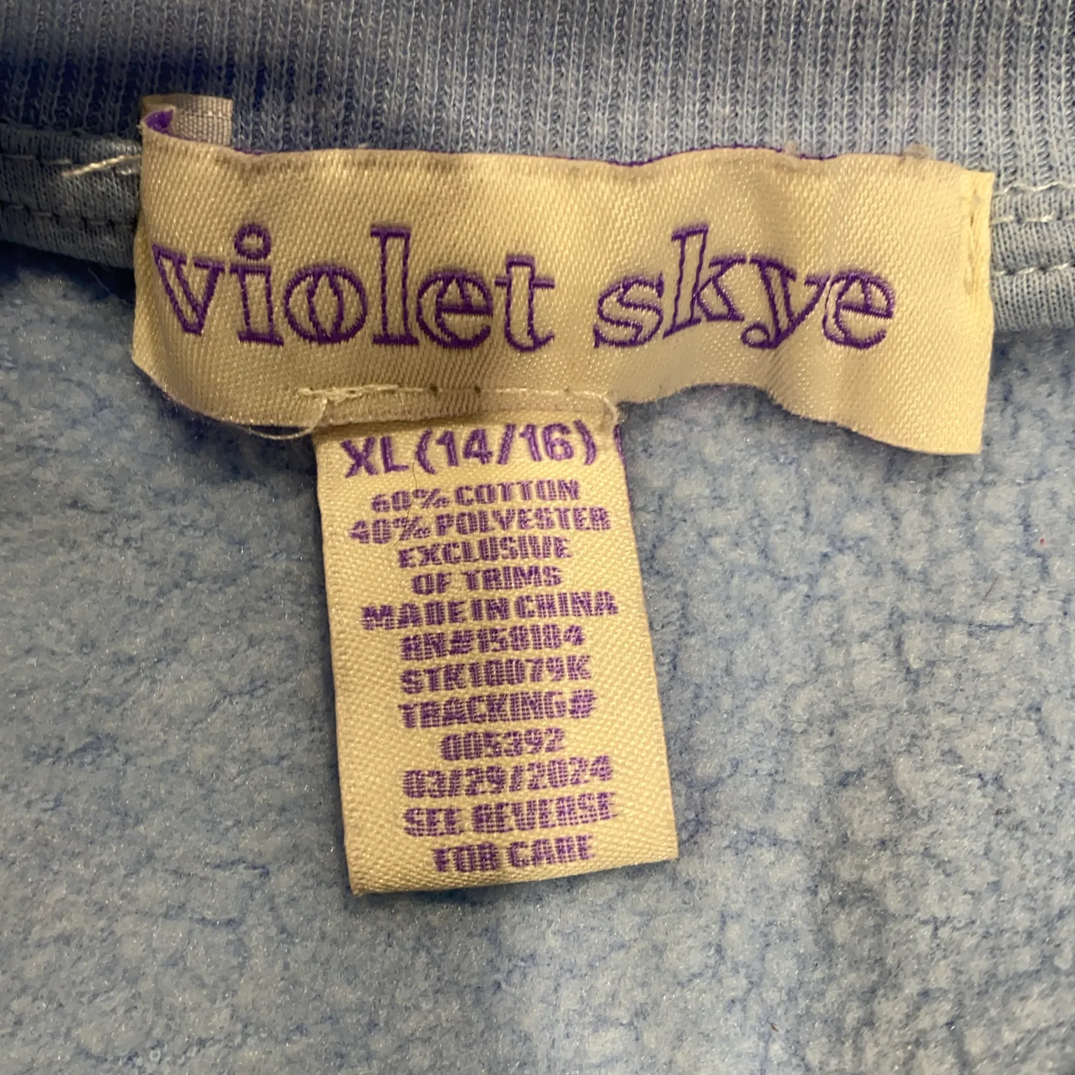 Violet Skye - bild 3