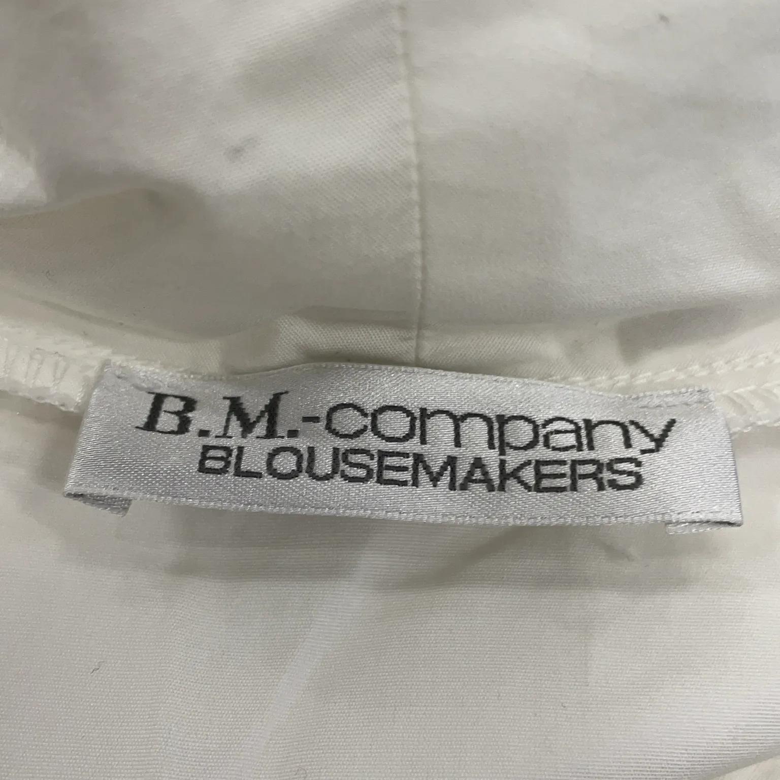 B. M. - Company - bild 3