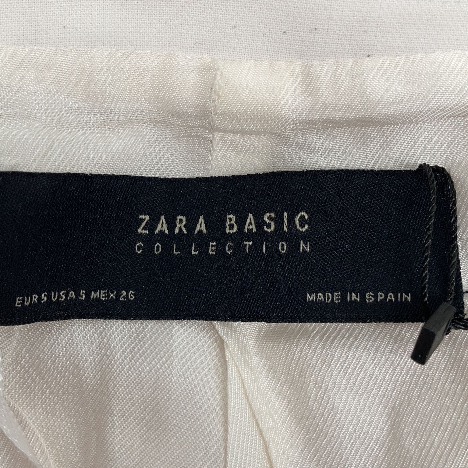 Zara Basic