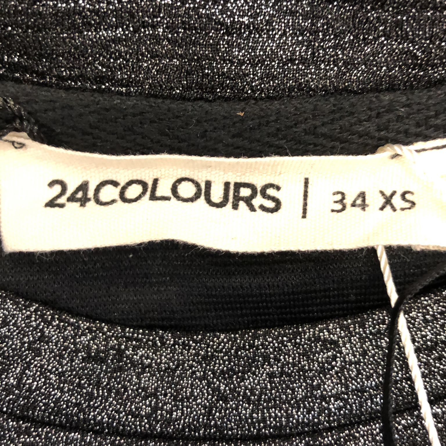 24 Colours