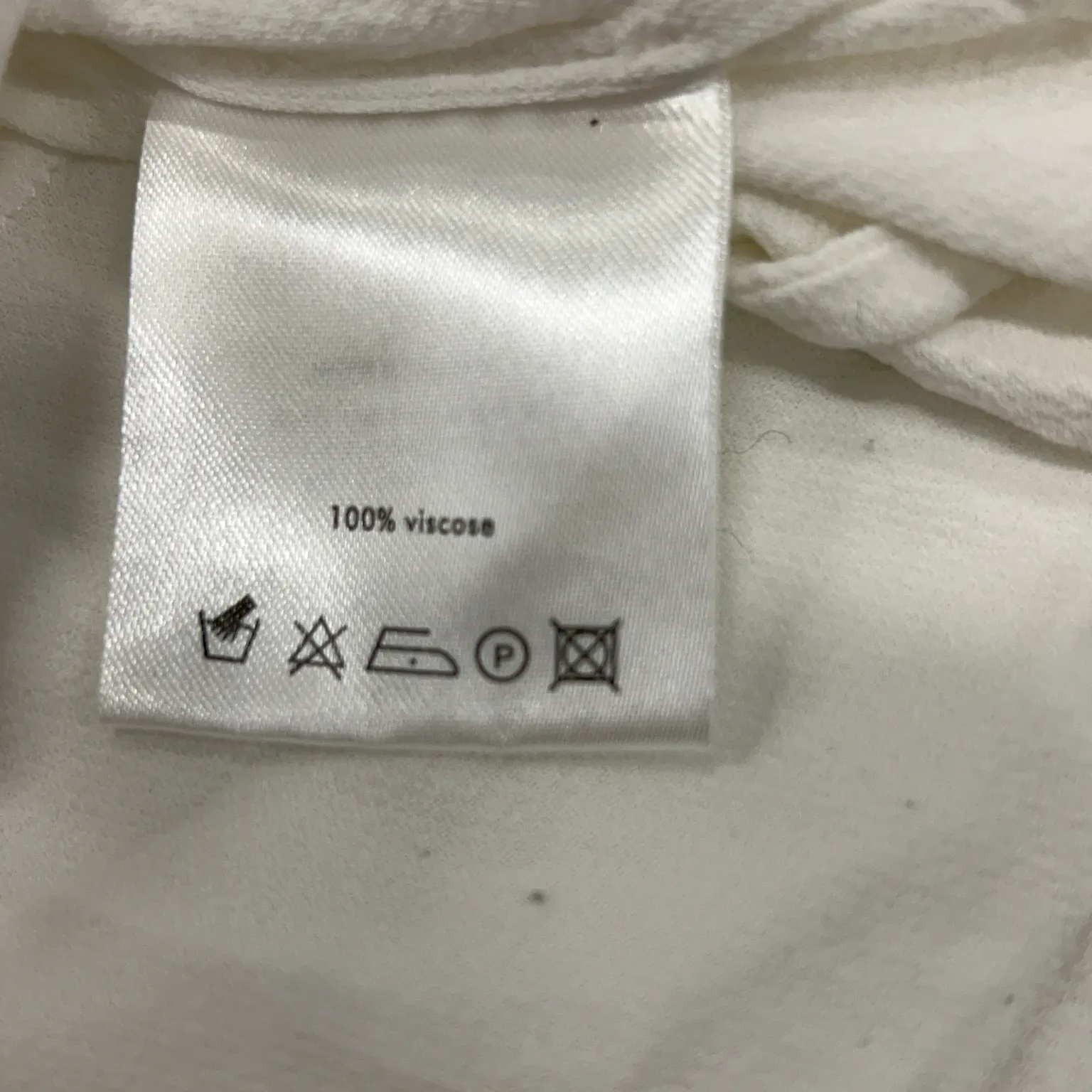 Second Female - bild 4