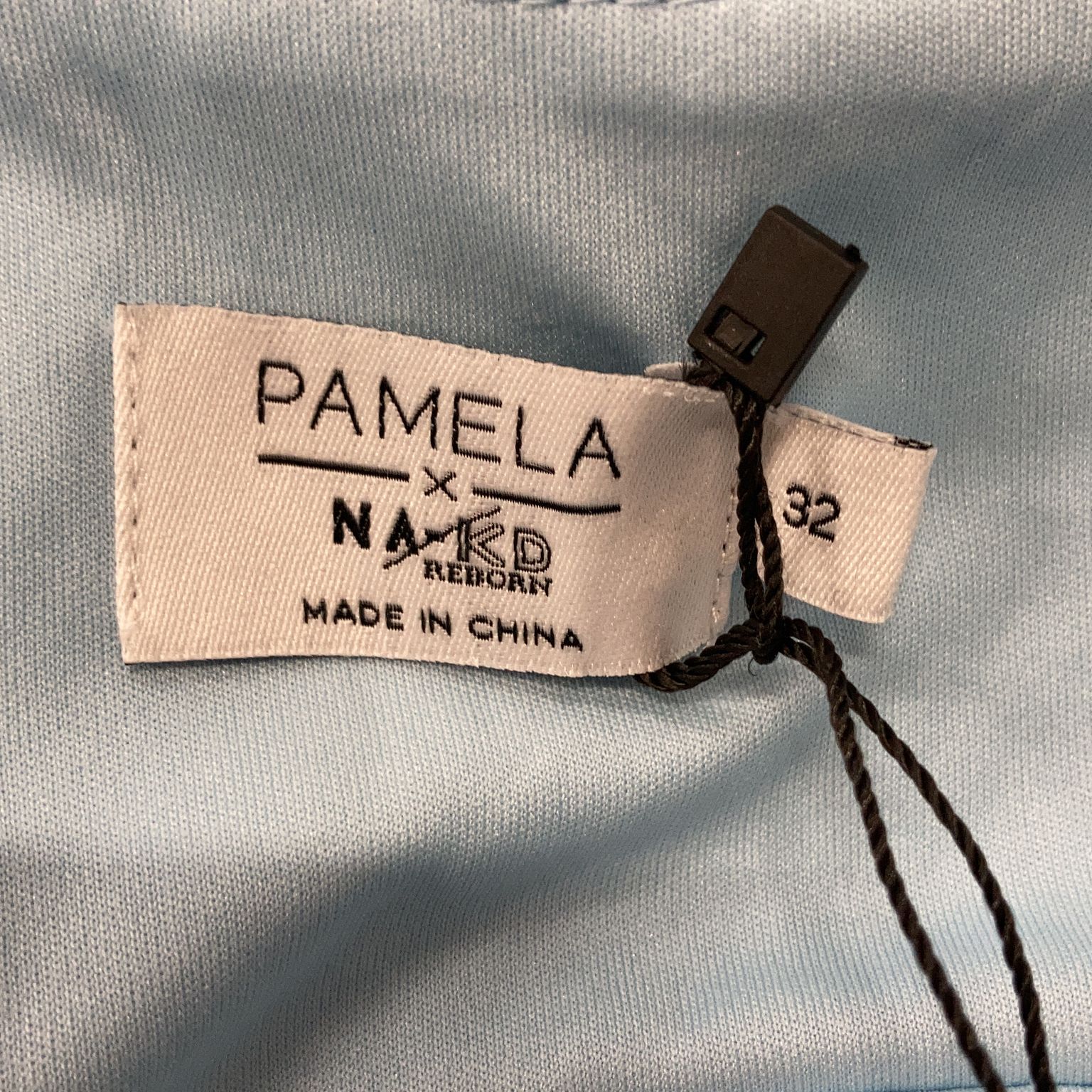 Pamela x NA-KD