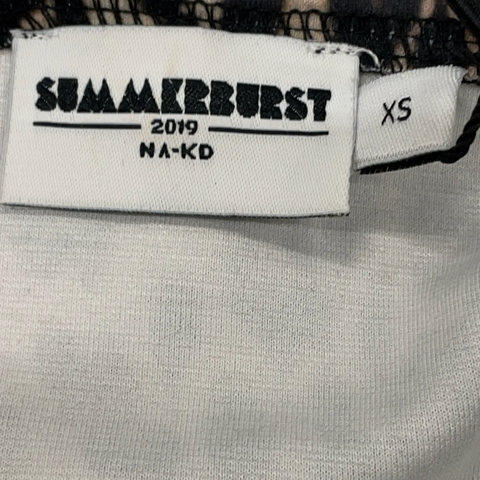 Summerburst NA-KD - bild 3