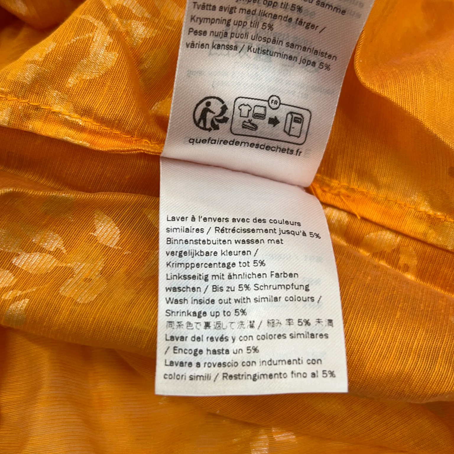 Second Female - bild 4