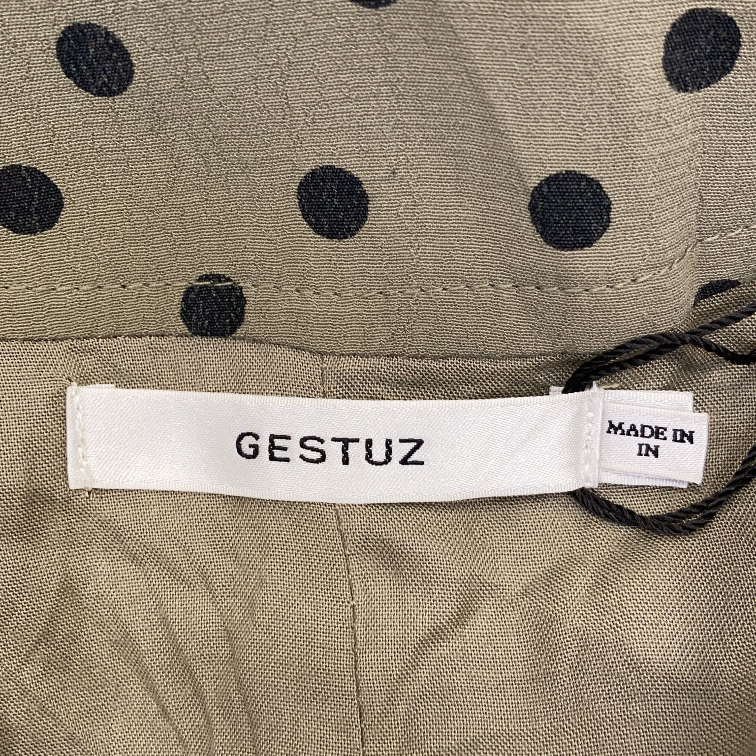 Gestuz