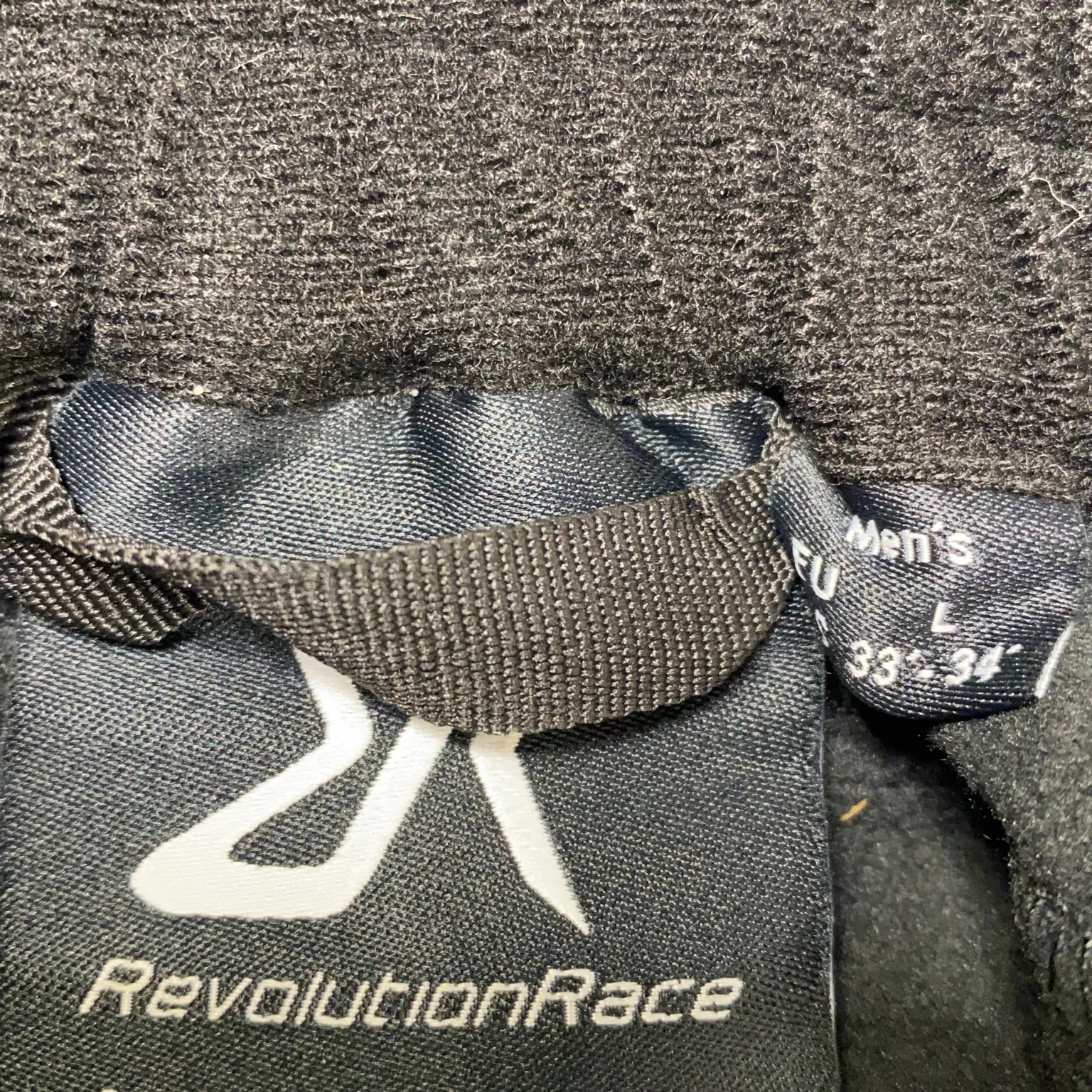 Revolution Race - bild 3