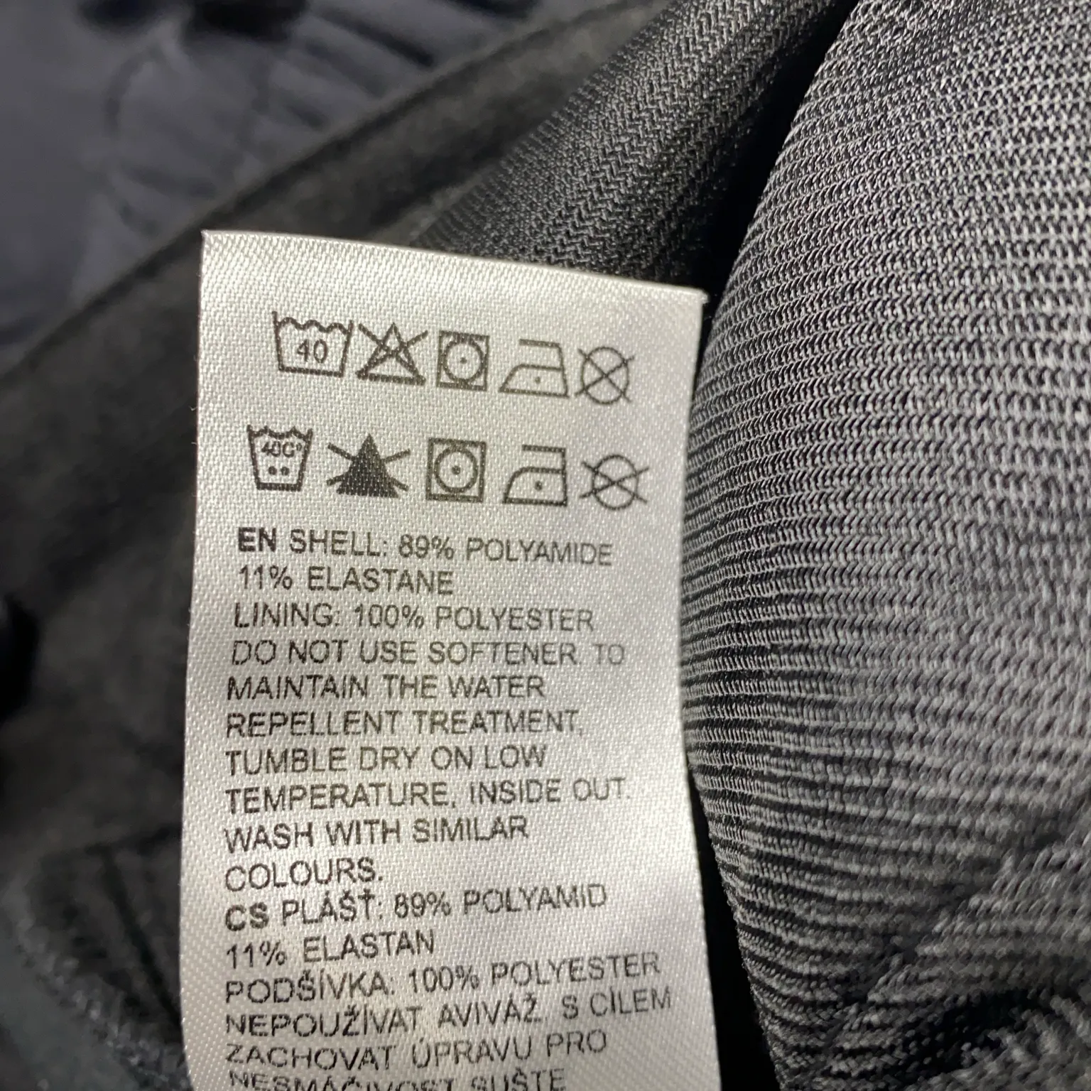 Revolution Race - bild 4