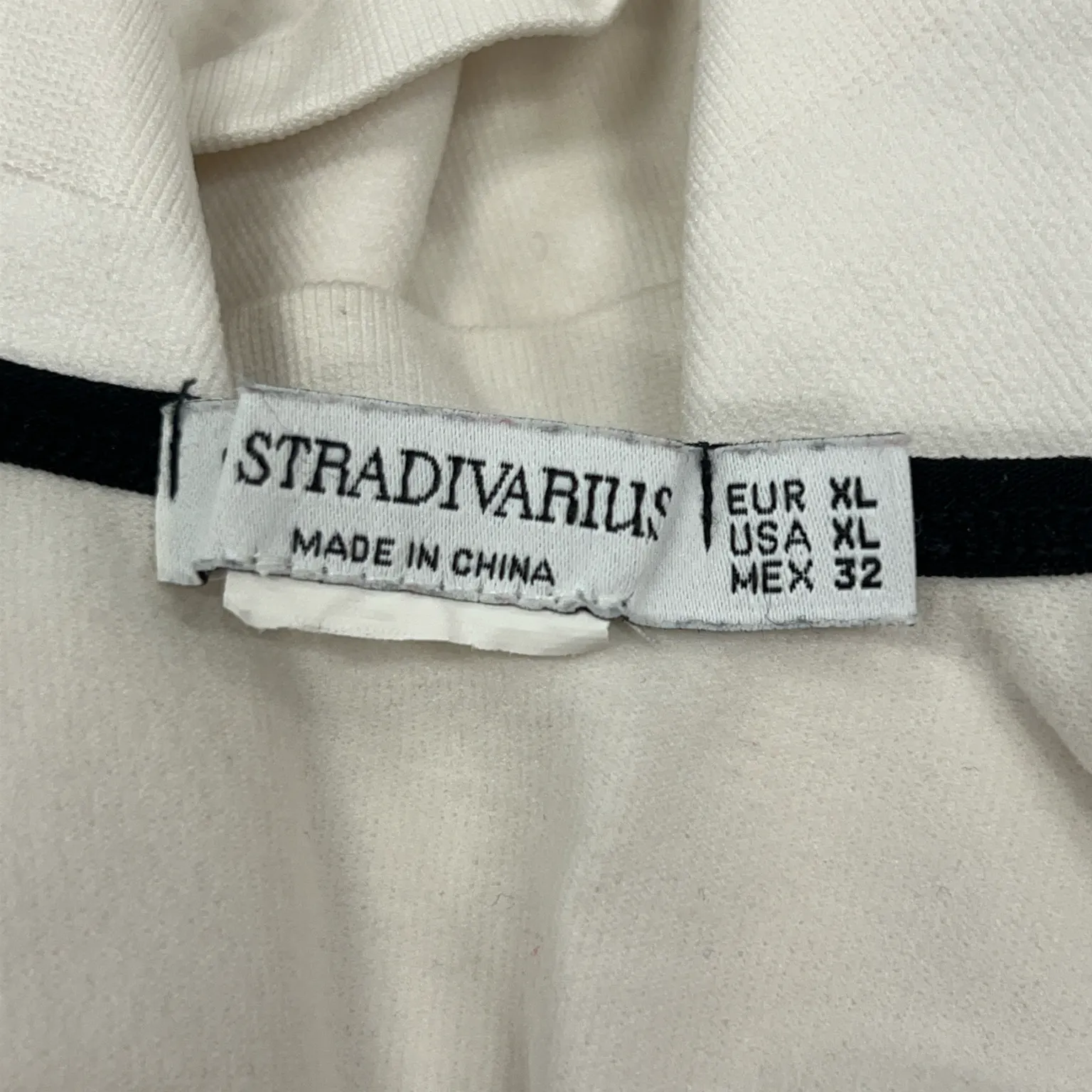 Stradivarius - bild 3