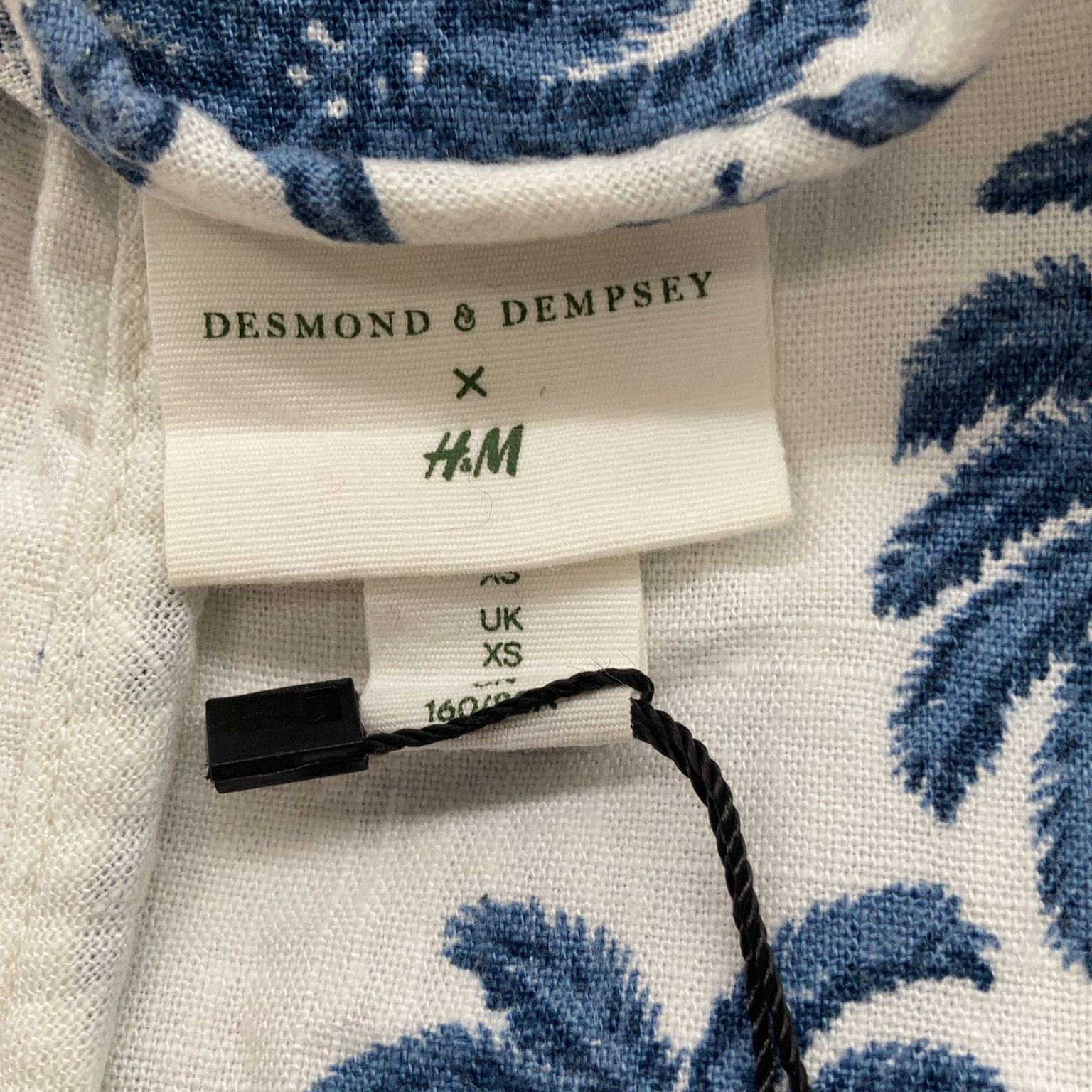 Desmond  Dempsey x HM