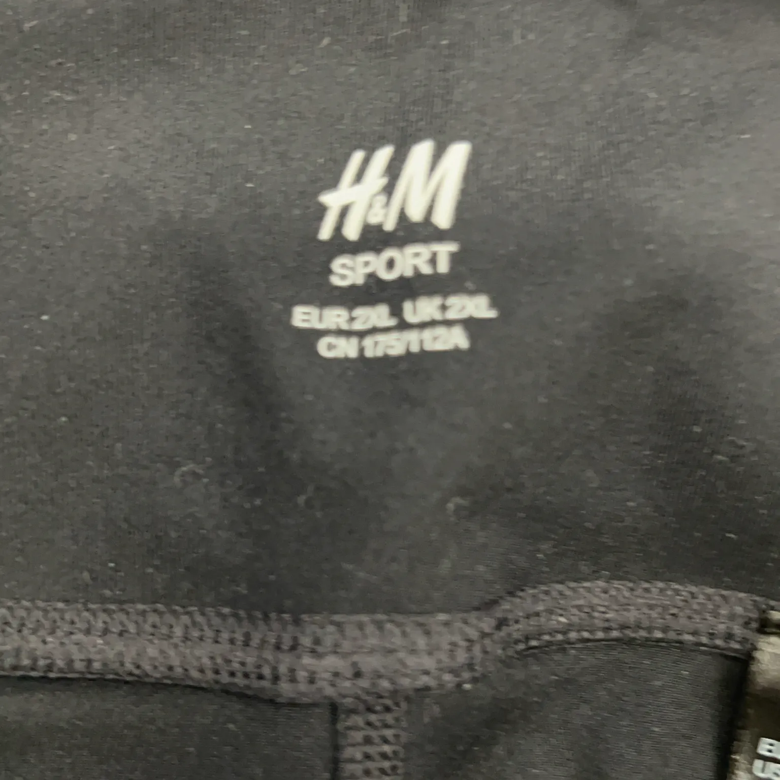 H&M Sport - bild 3