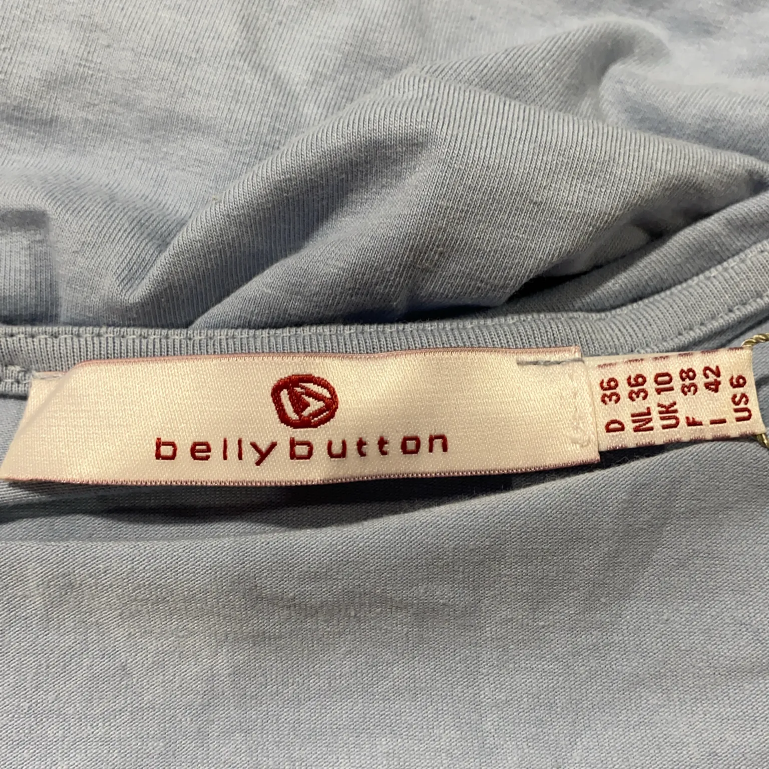 Bellybutton - bild 3