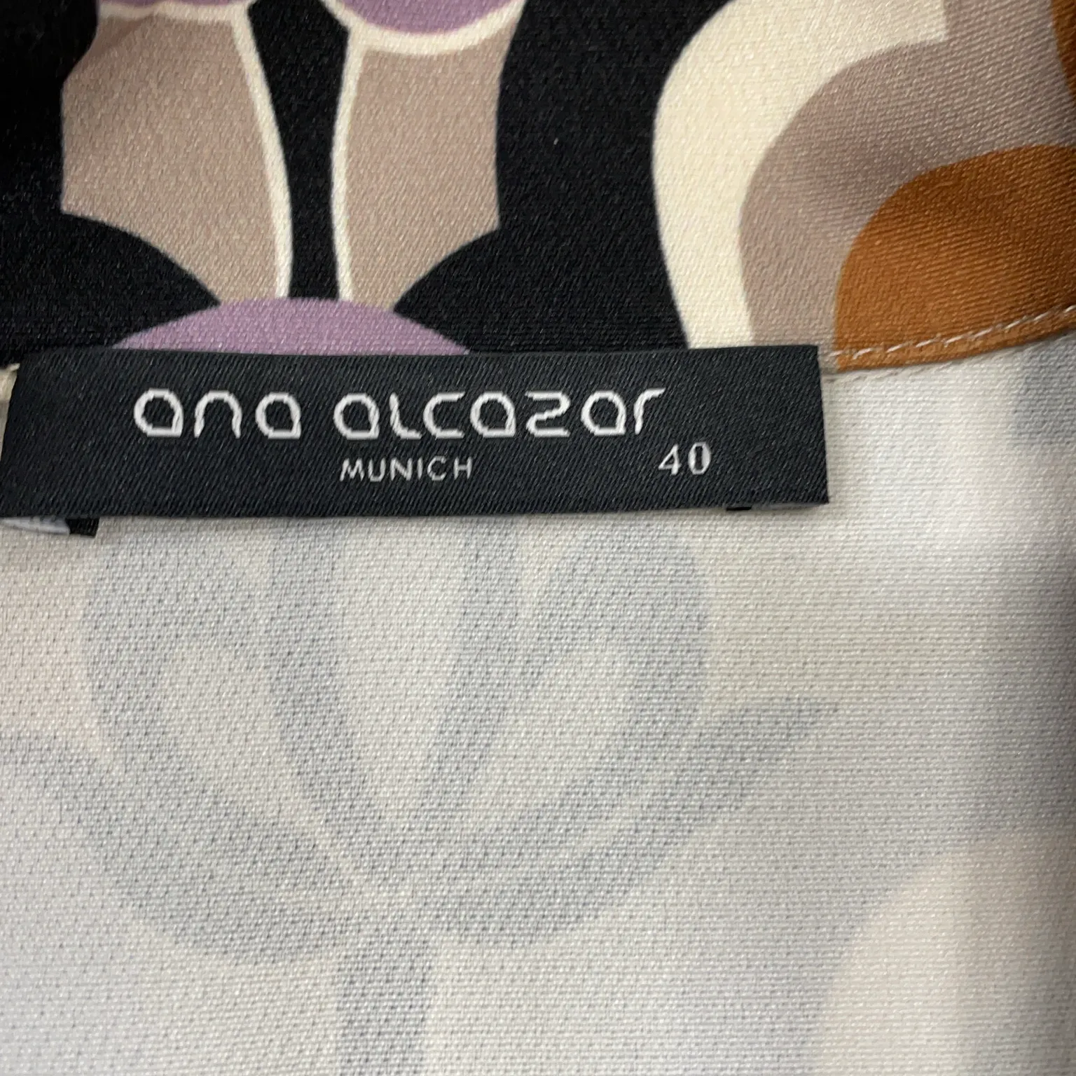 Ana Alcazar - bild 3