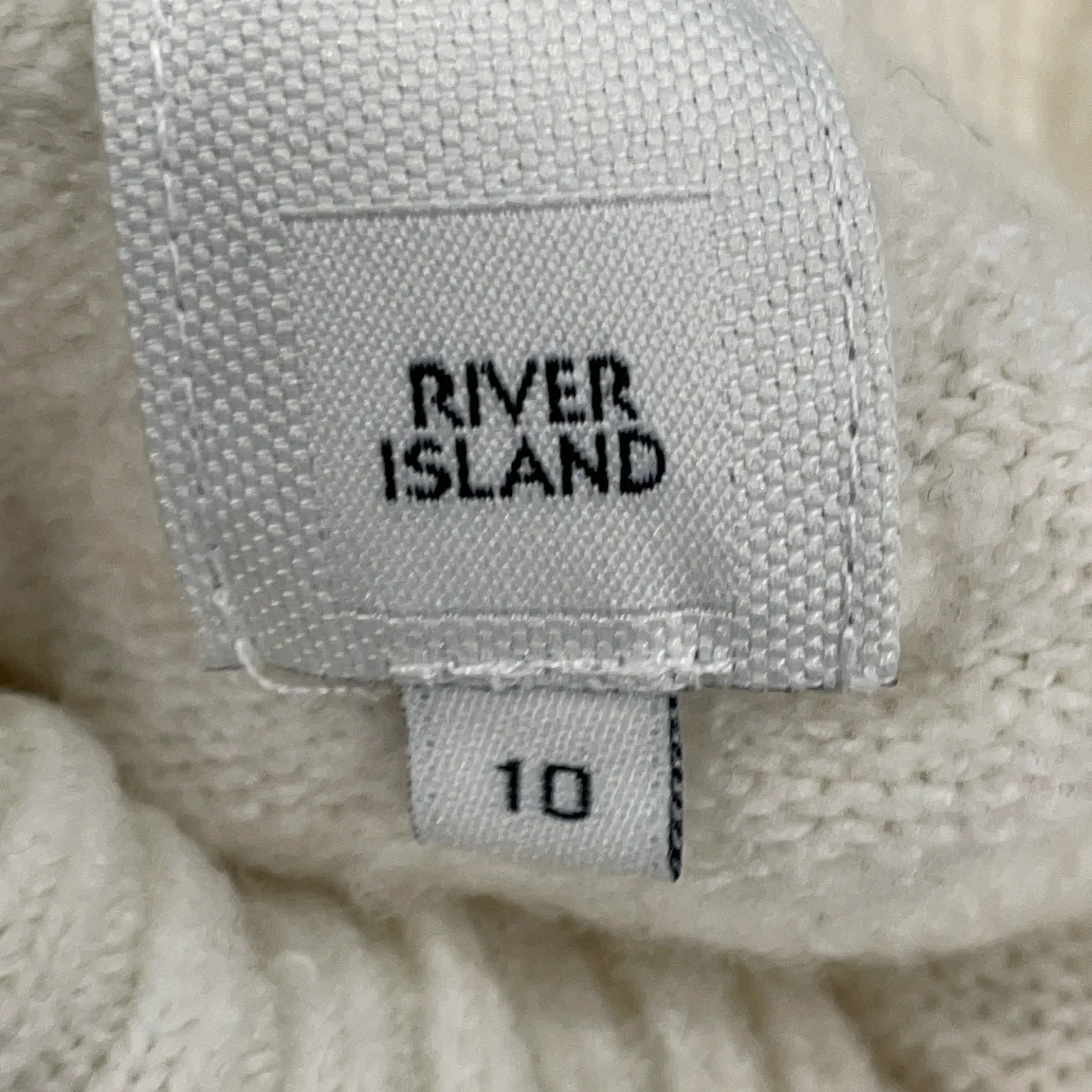 River Island - bild 3