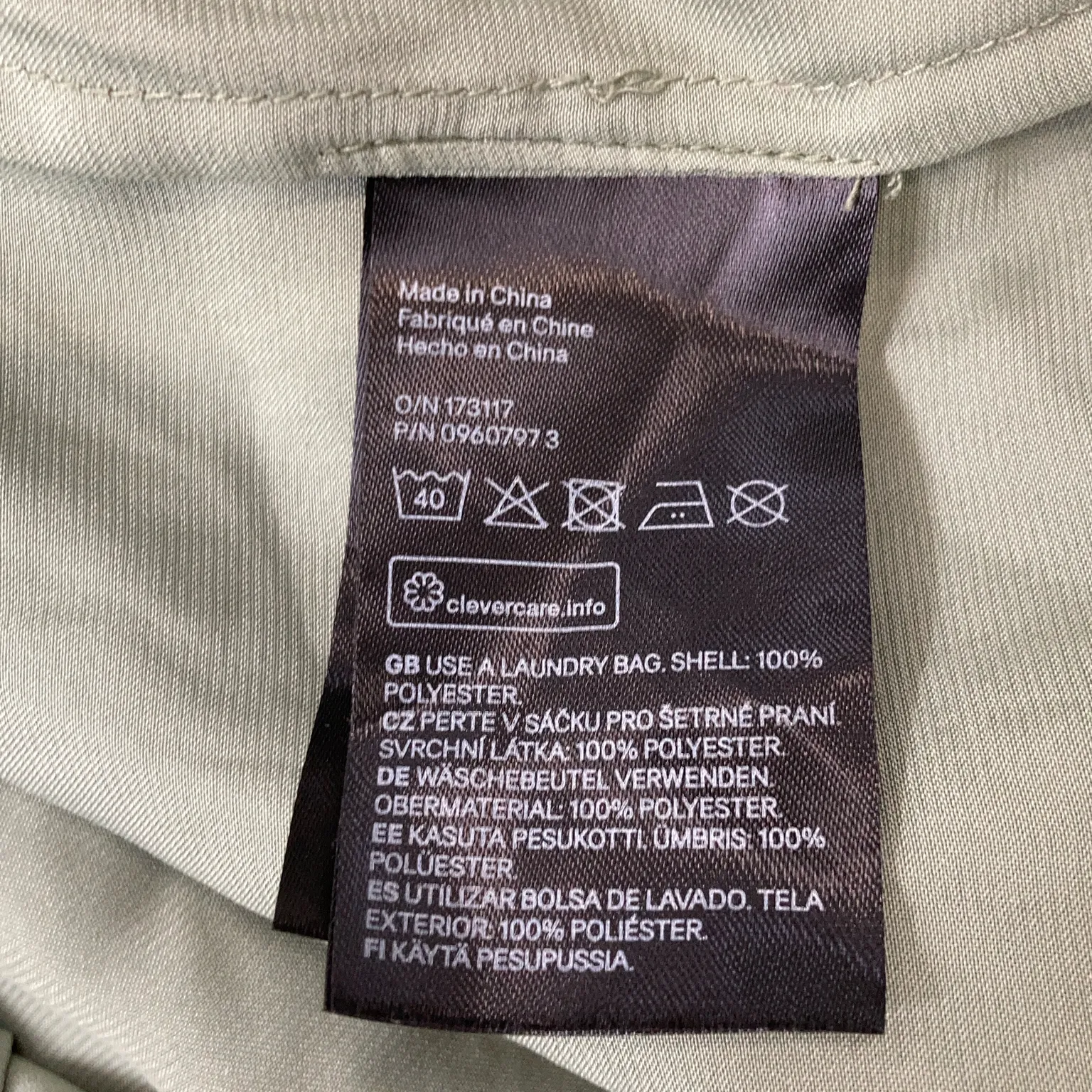 H&M Modern Classic - bild 4