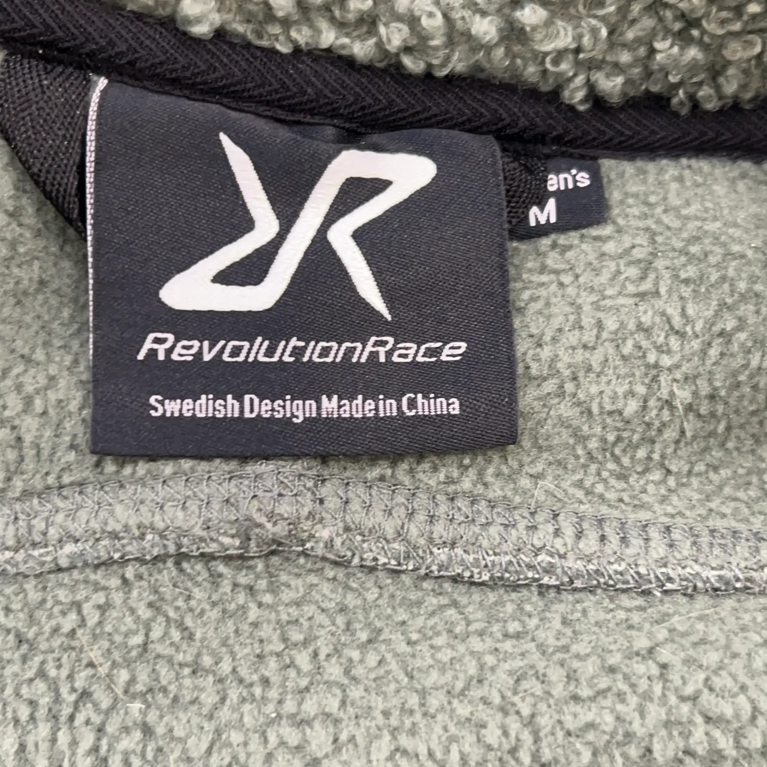 Revolution Race - bild 3