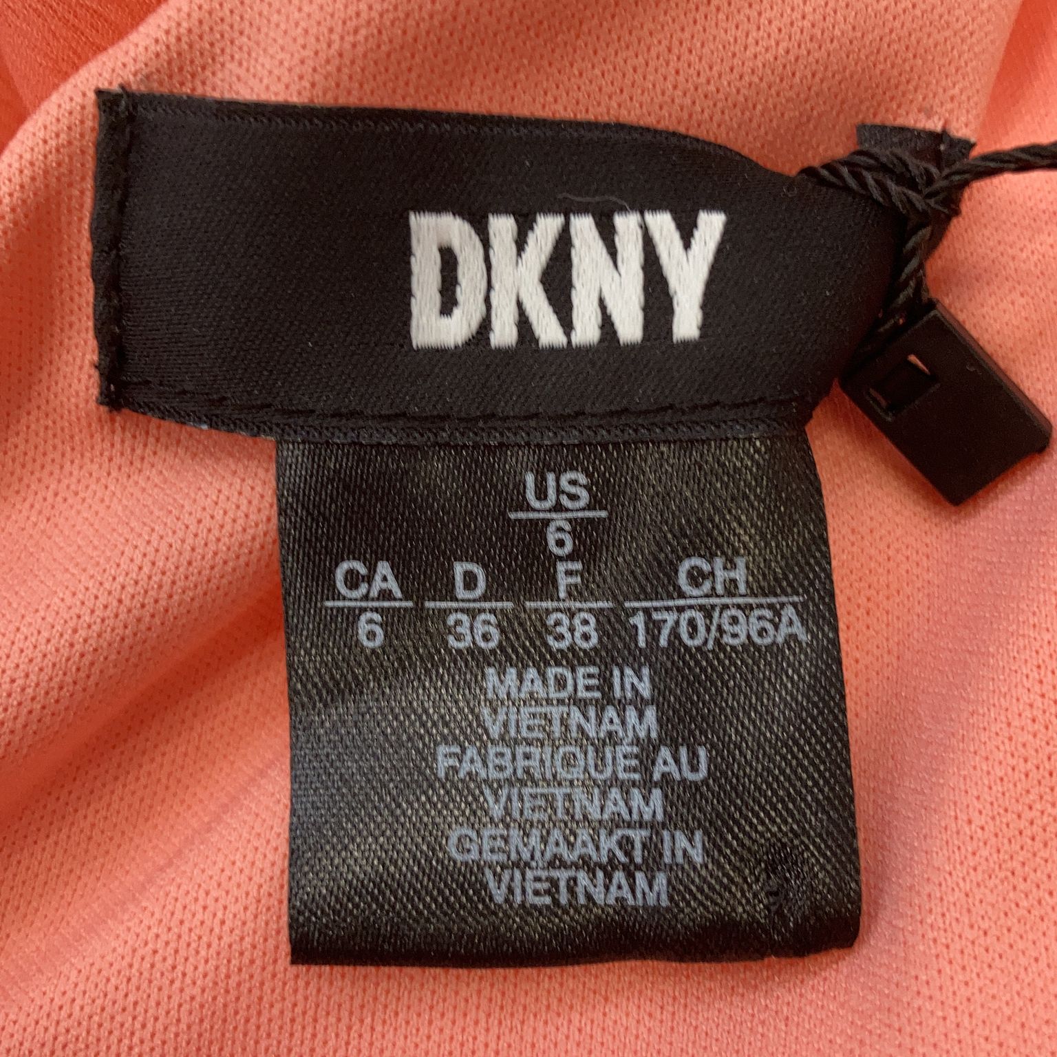 DKNY