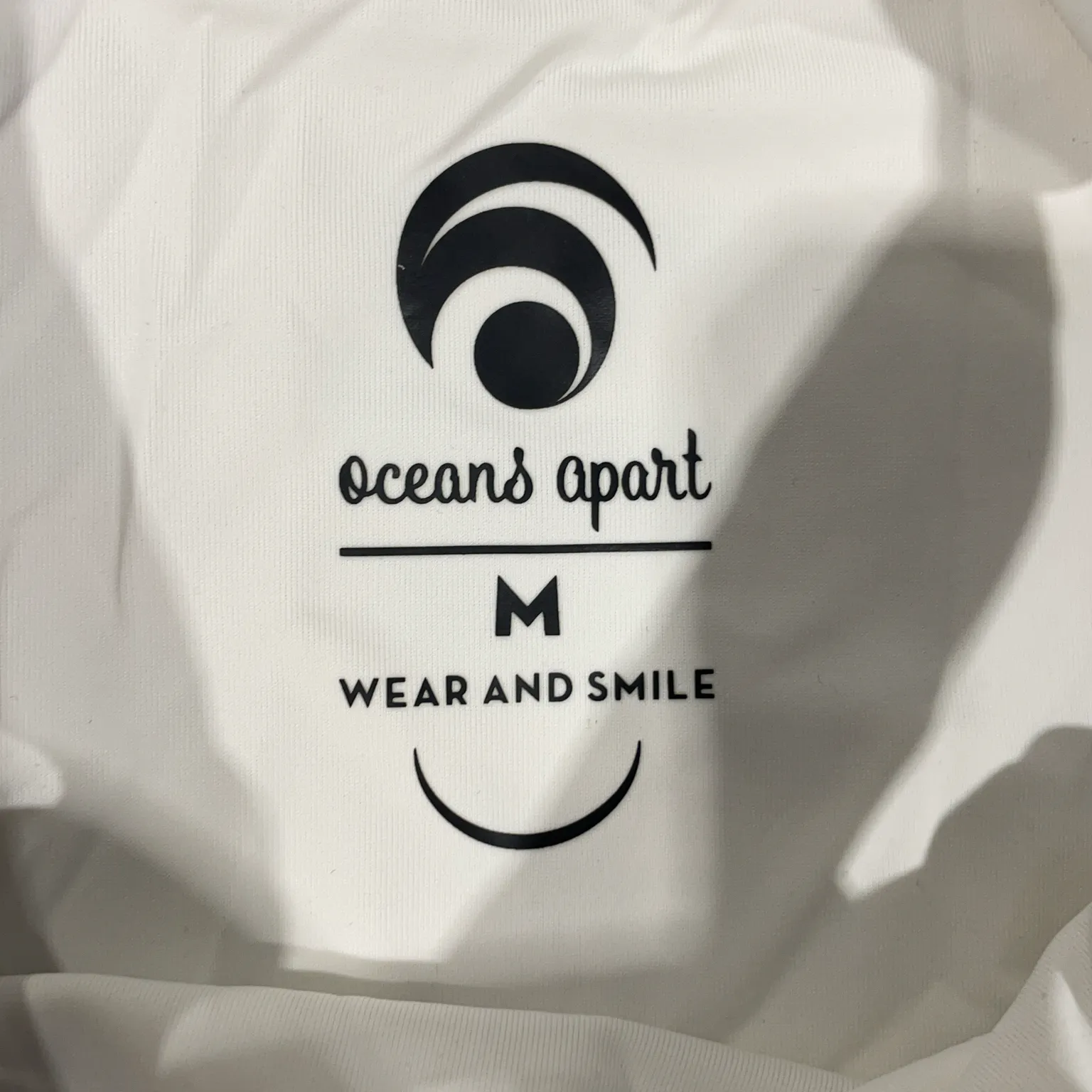 Oceans Apart - bild 3