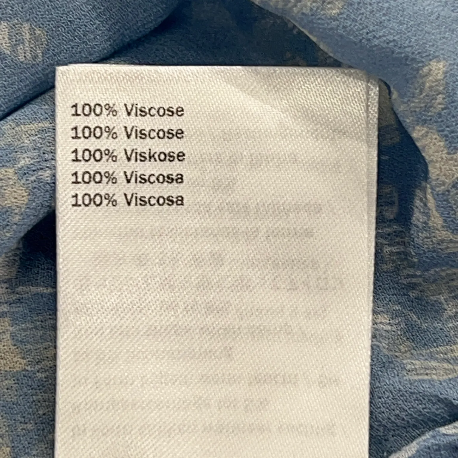 Second Female - bild 4