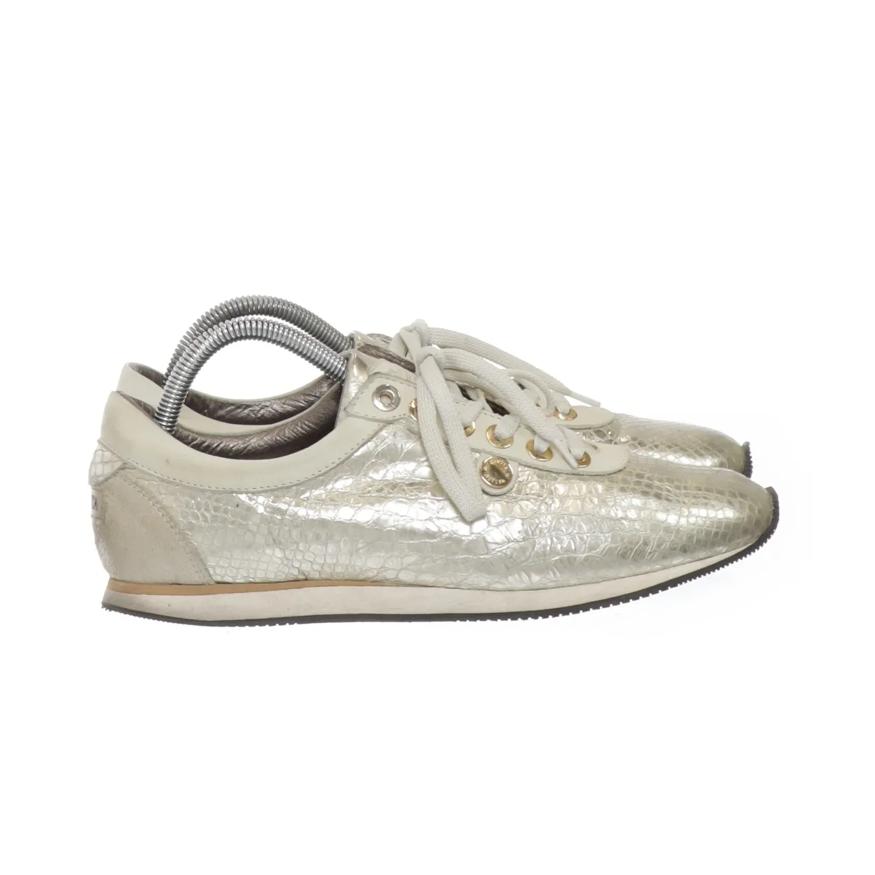 Buy second hand Novita online at Sellpy