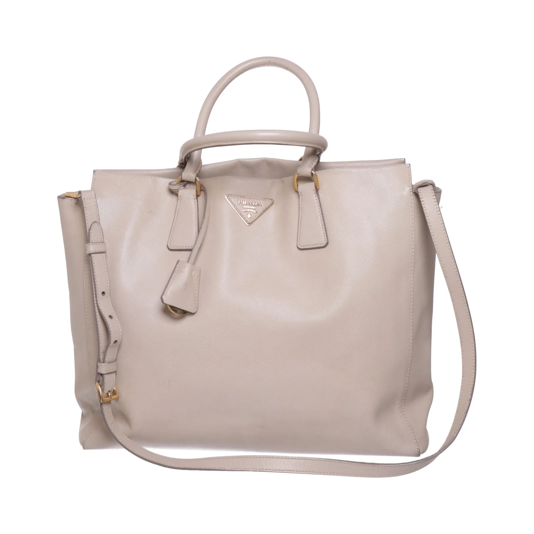 Koop Prada tweedehands online bij Sellpy