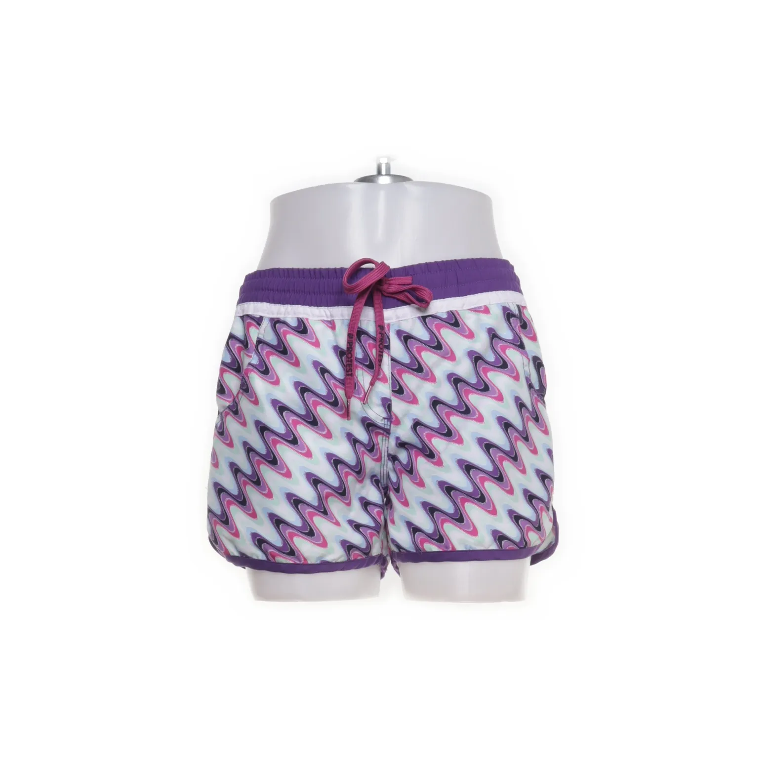 Protest - Shorts - WMN-INT-S