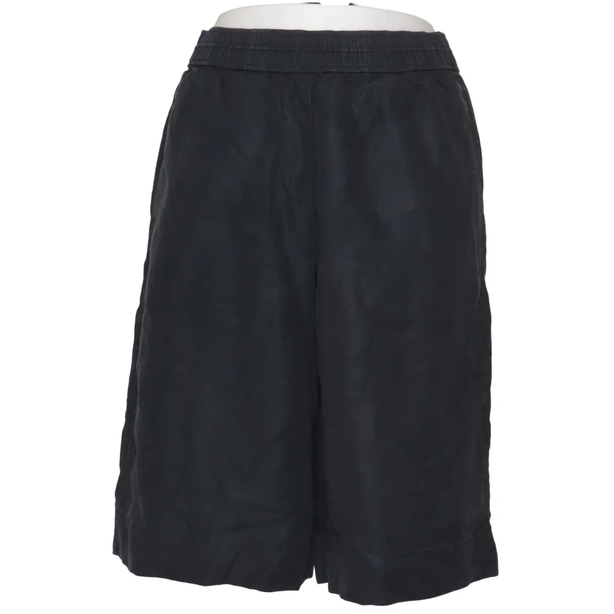 COS Shorts WMN-EU-36