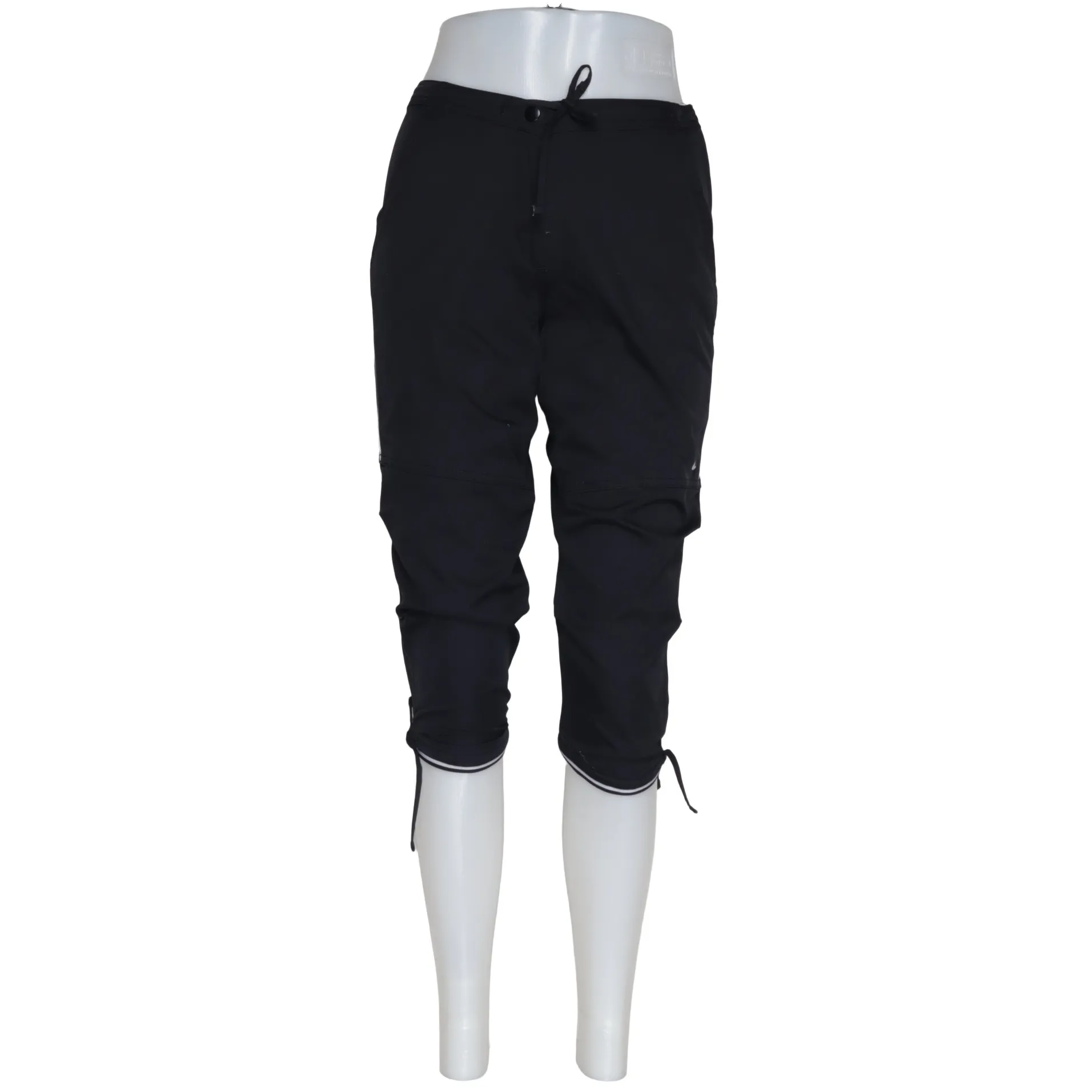 Nike - Dreiviertelhose - WMN-EU-36