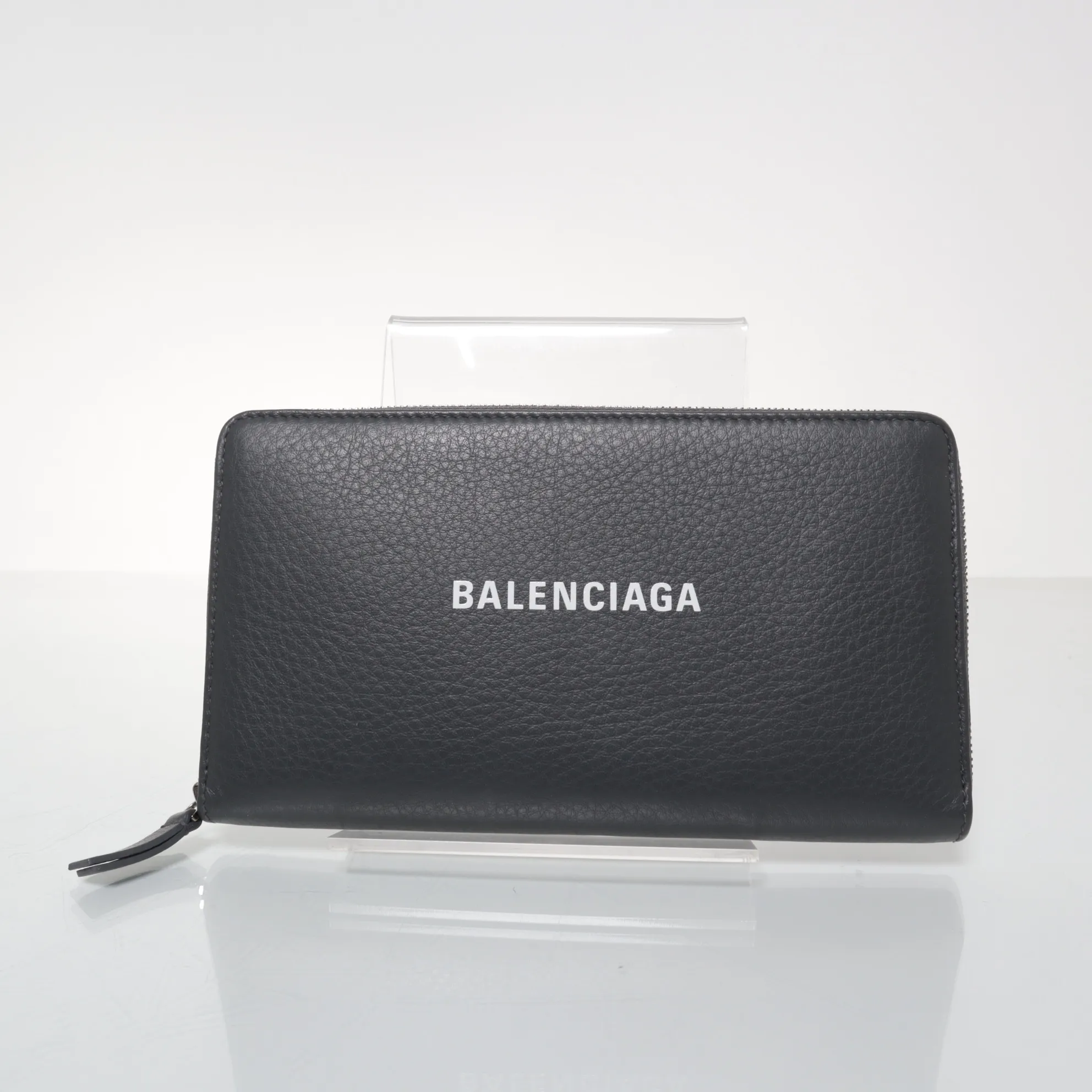 Balenciaga - bild 2