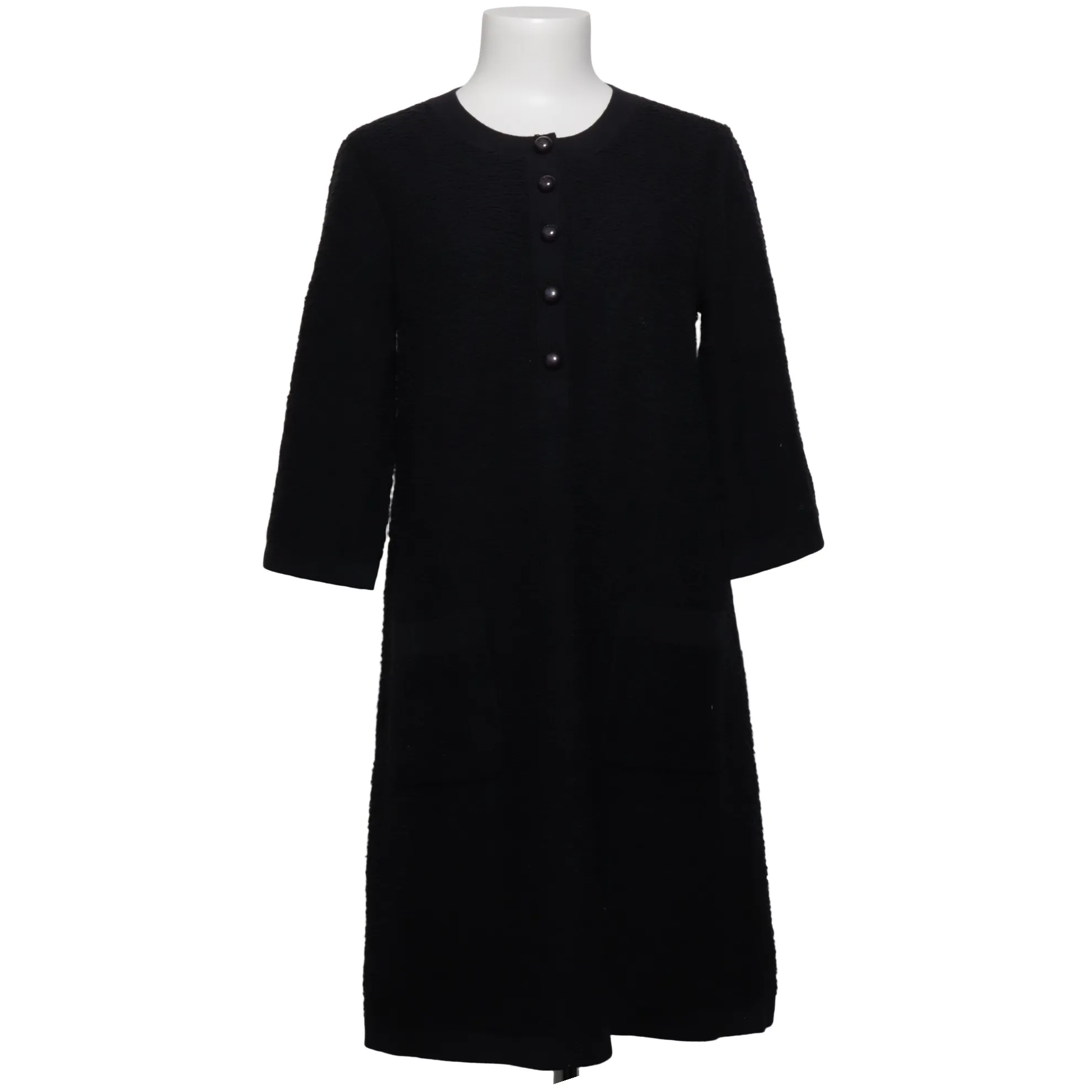 Chanel Uniform second hand | Shop second hand online easily on