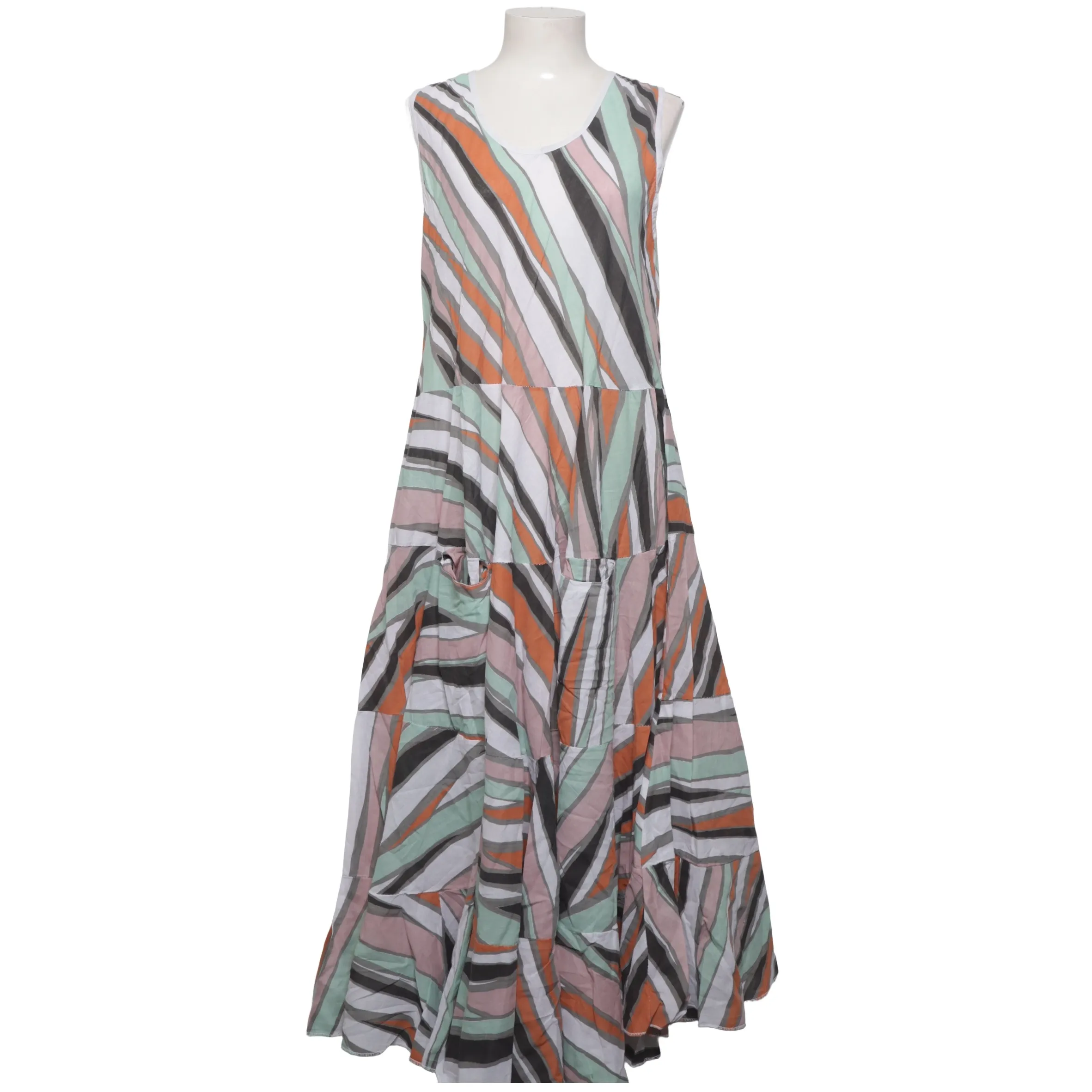 Talia Benson second hand | Shop second hand online easily on Sellpy.com.