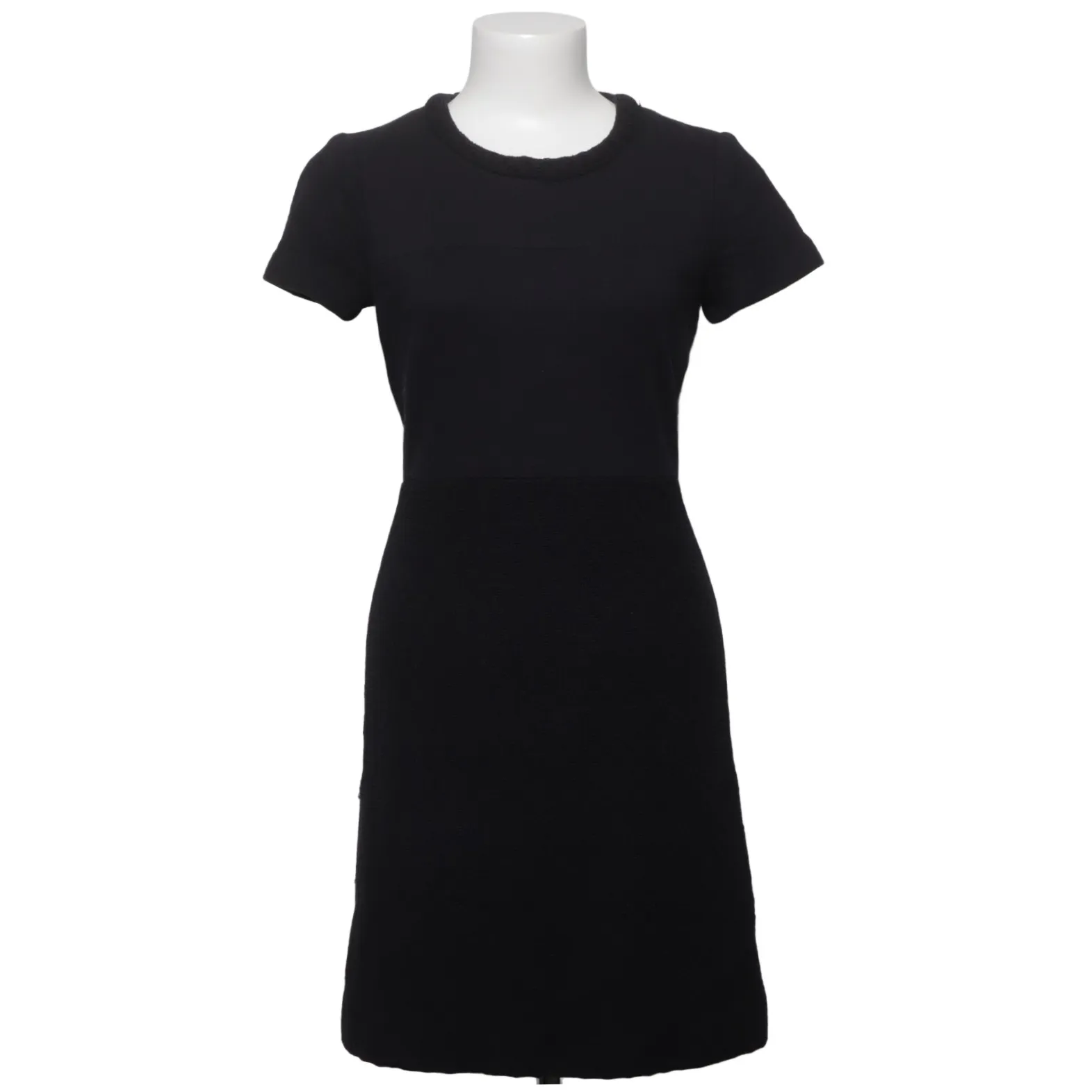 Chanel Uniform second hand | Shop second hand online easily on