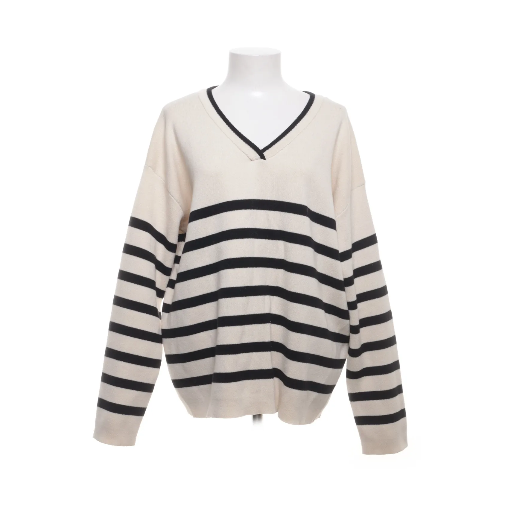 Åhléns - stickad tröja - M