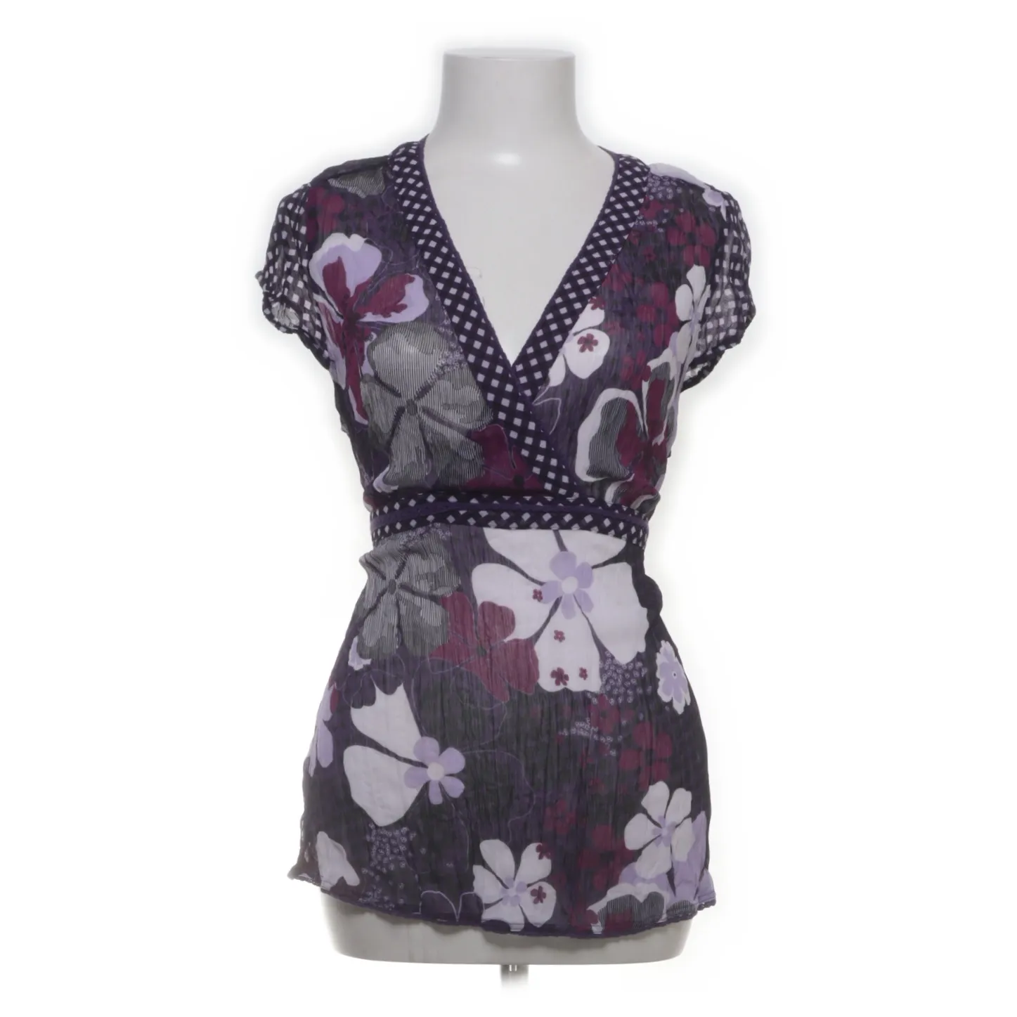 Street One - top - 38