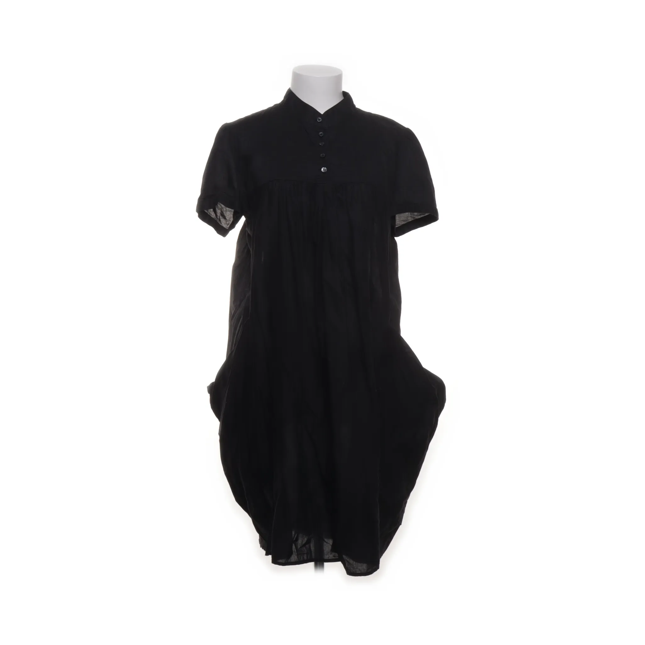 DAY Birger et Mikkelsen