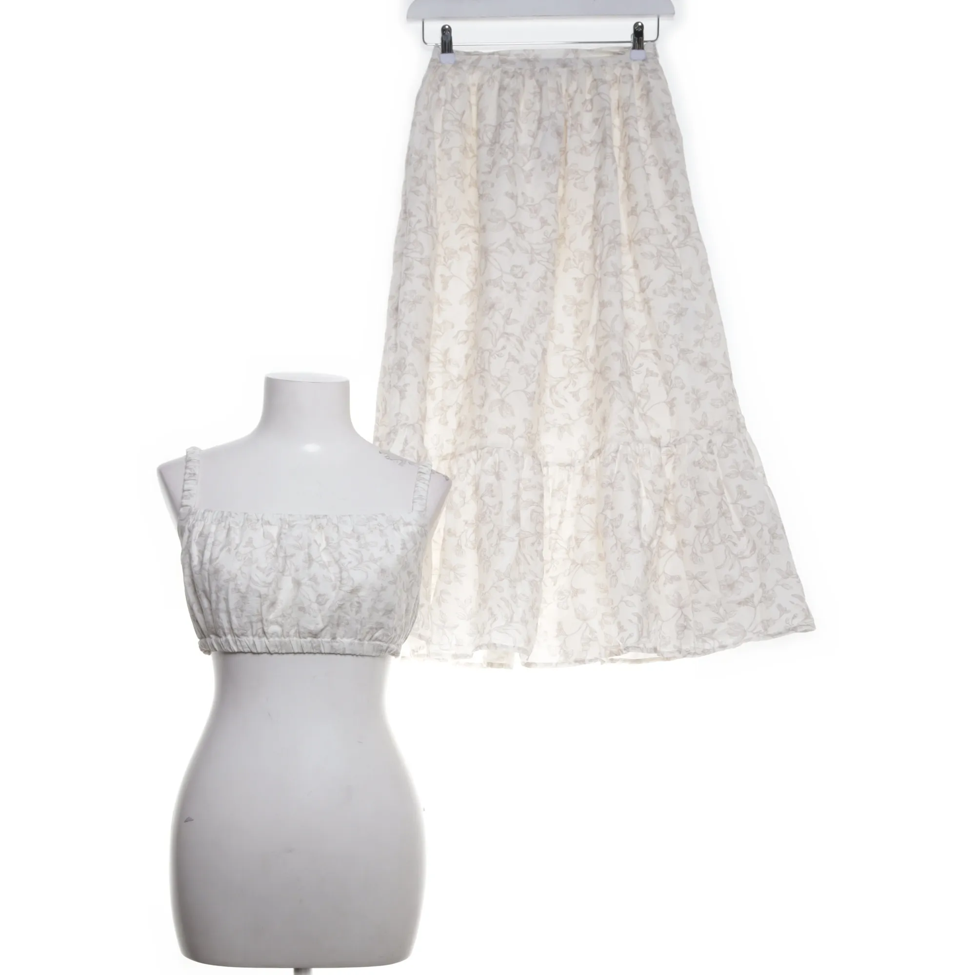 Reserved - Set - WMN-INT-M