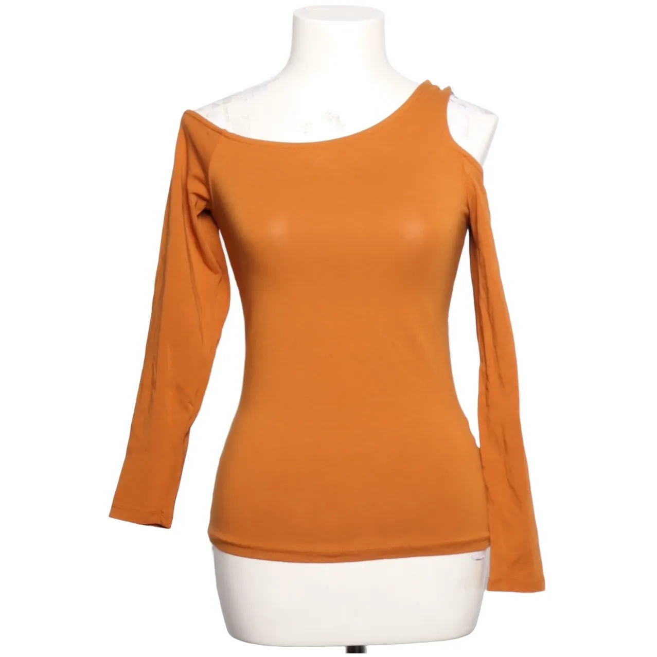 Amisu - Top - WMN-INT-M