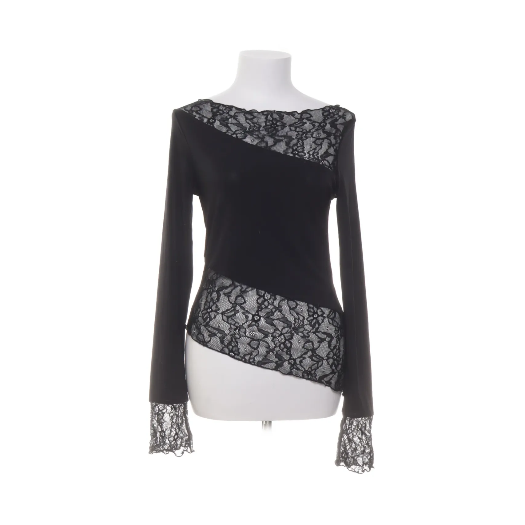 Nelly - Top - WMN-INT-M