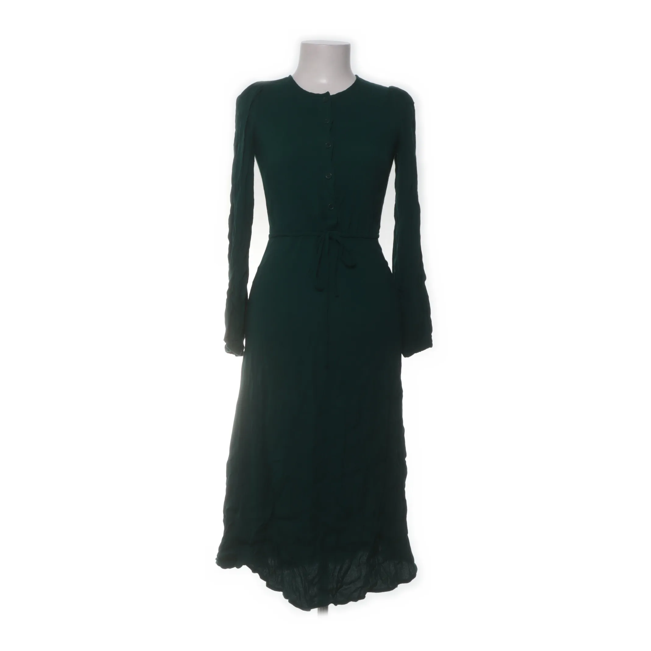 reformation 完売商品 Buy second hand Reformation online at Sellpy
