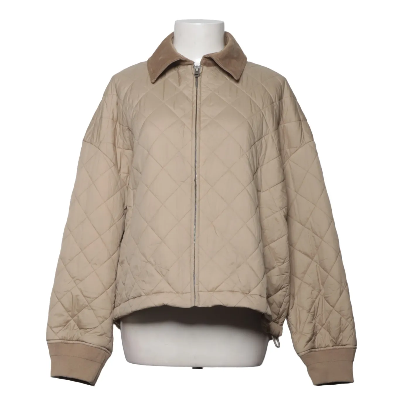 Buy second hand Uniqlo online at Sellpy
