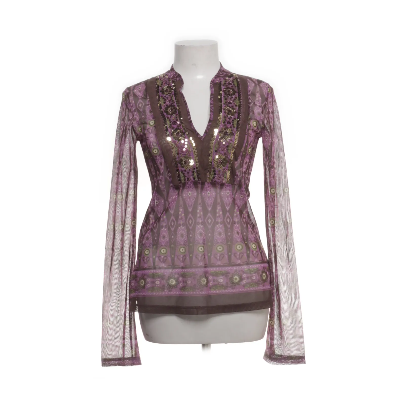 Bershka - rozmiar zaniżony (wg mnie jest to S/M); materiał mgiełka, dość elastyczny; wymiary: ramiona 36 cm, pas 74 cm, dół 100 cm, długość rękawa 70 cm; Bluse - WMN-INT-S