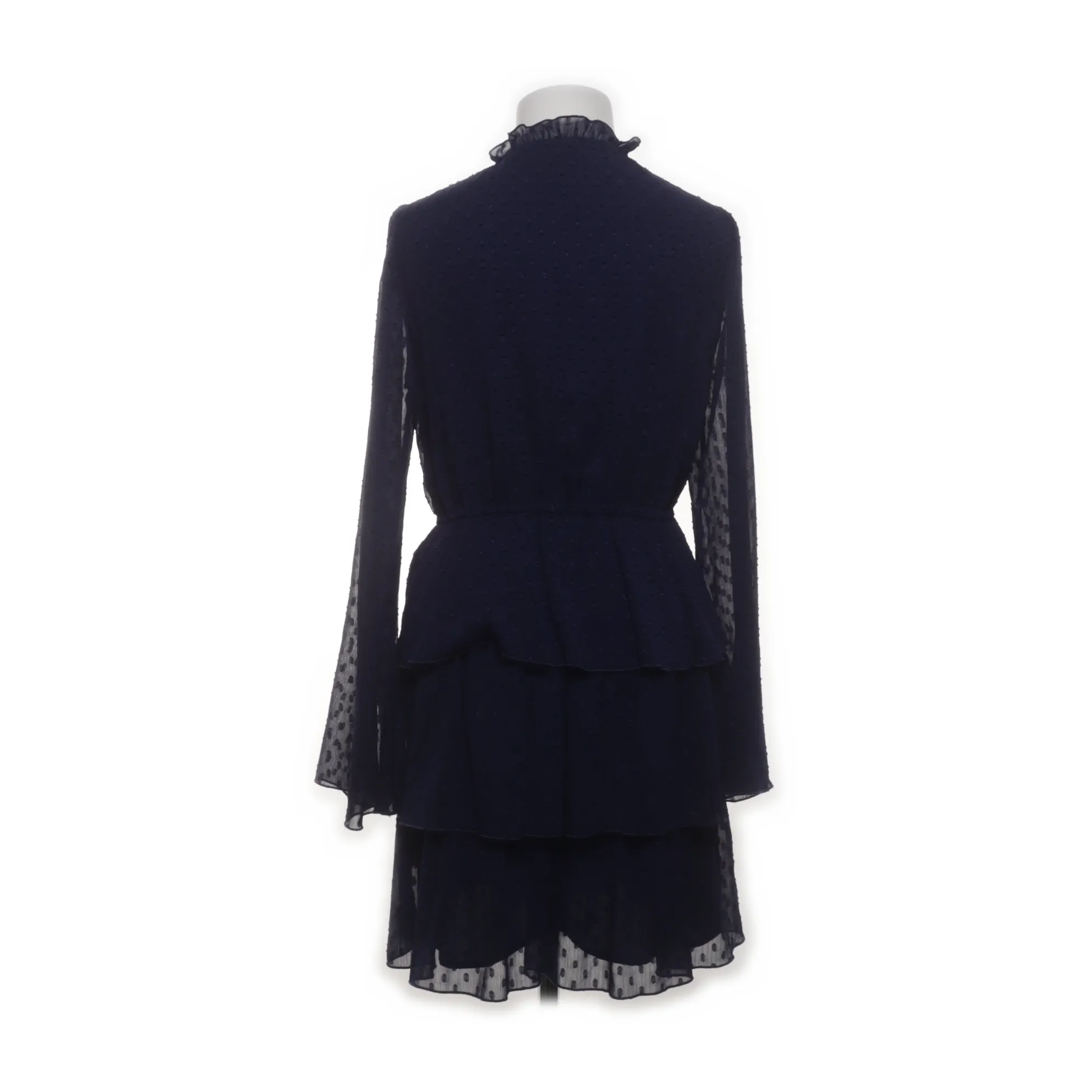 Linn Ahlborg x NA-KD - bild 2