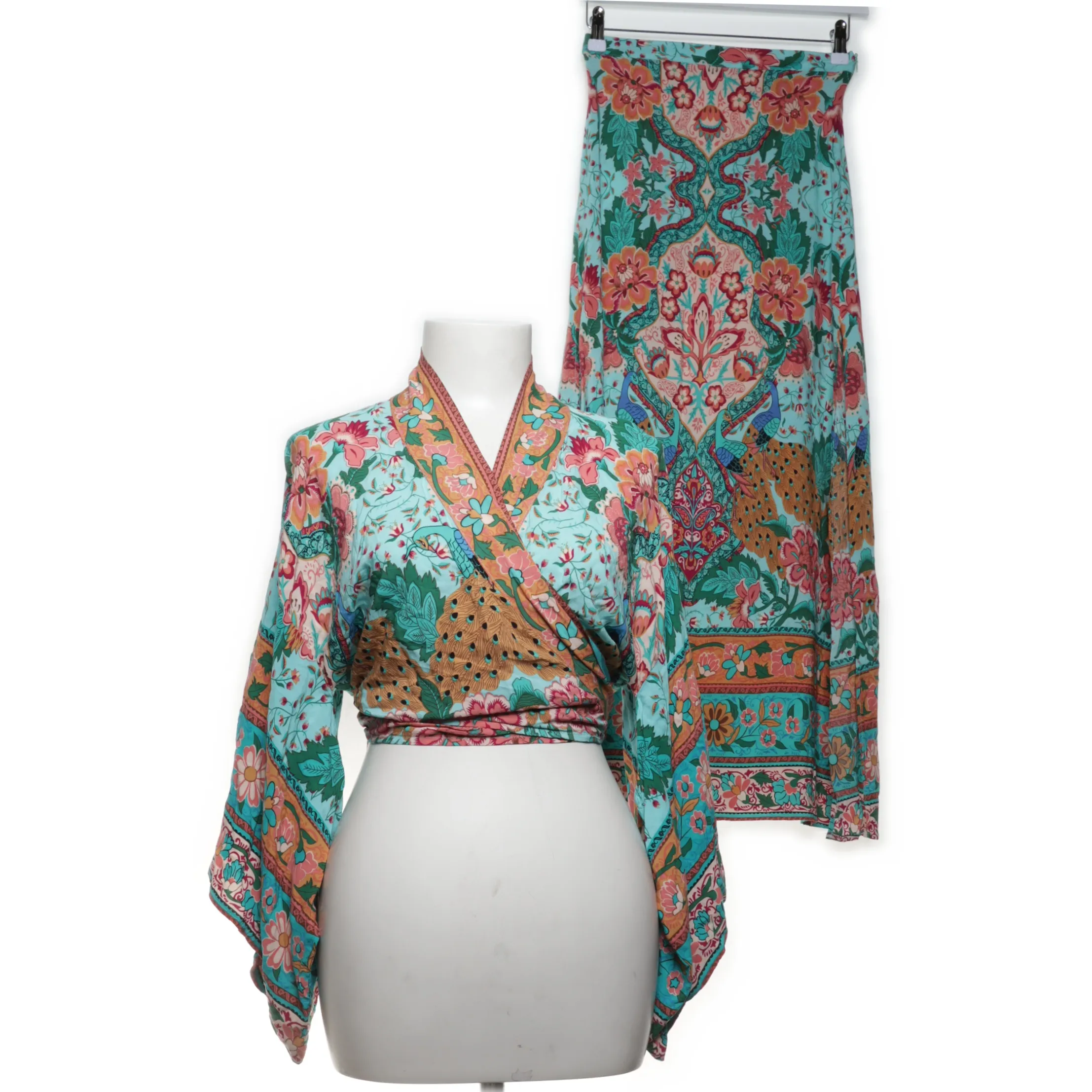 FP To Love - Set - WMN-INT-L