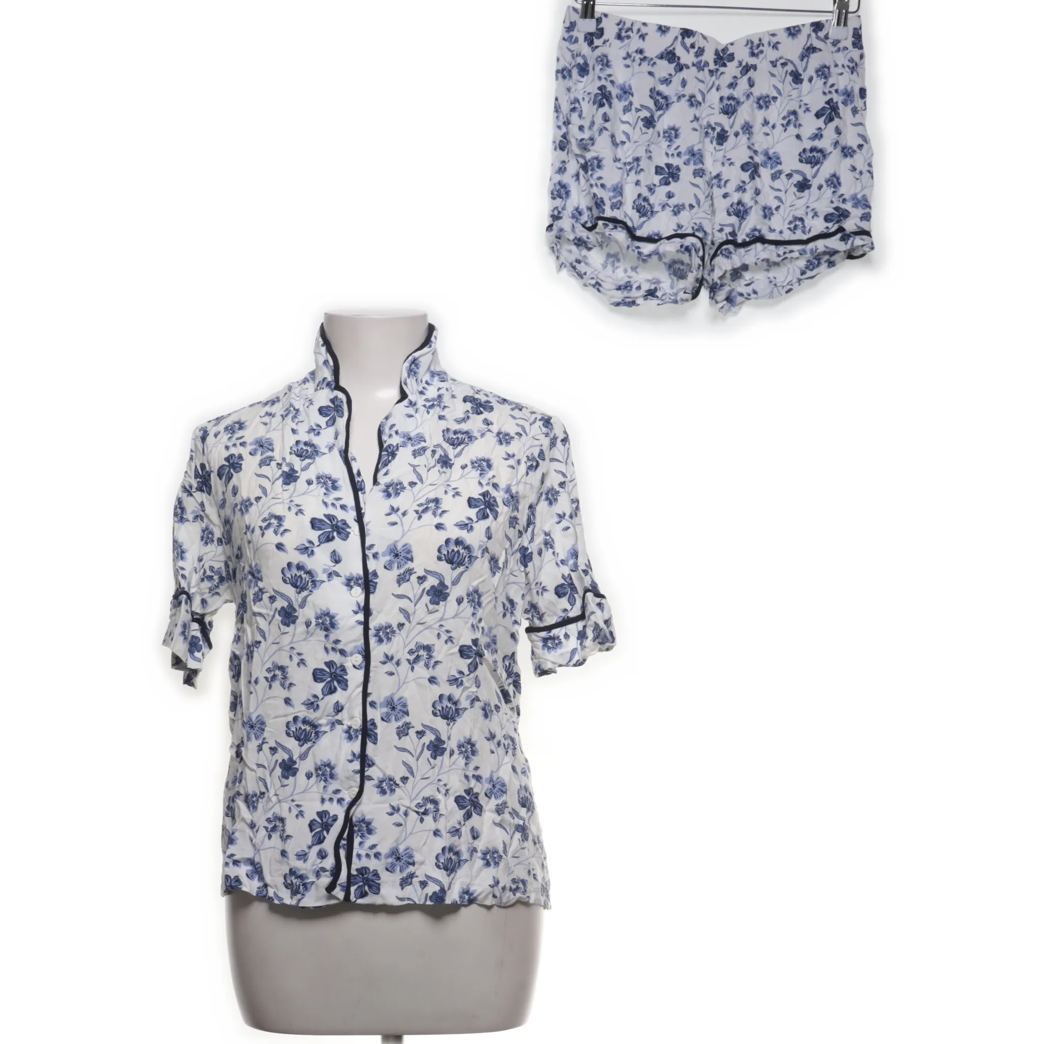 Essentials by Tchibo