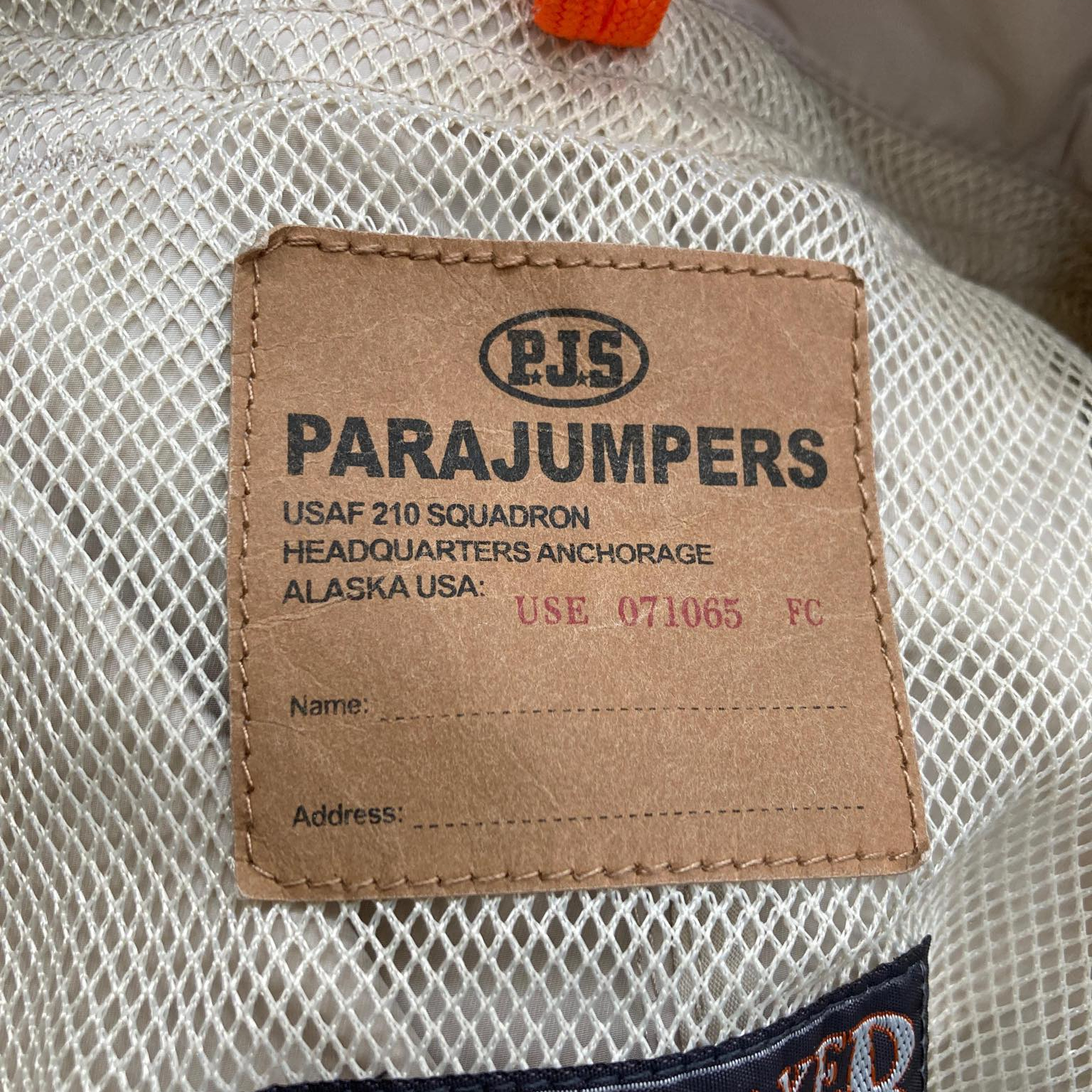 Parajumpers